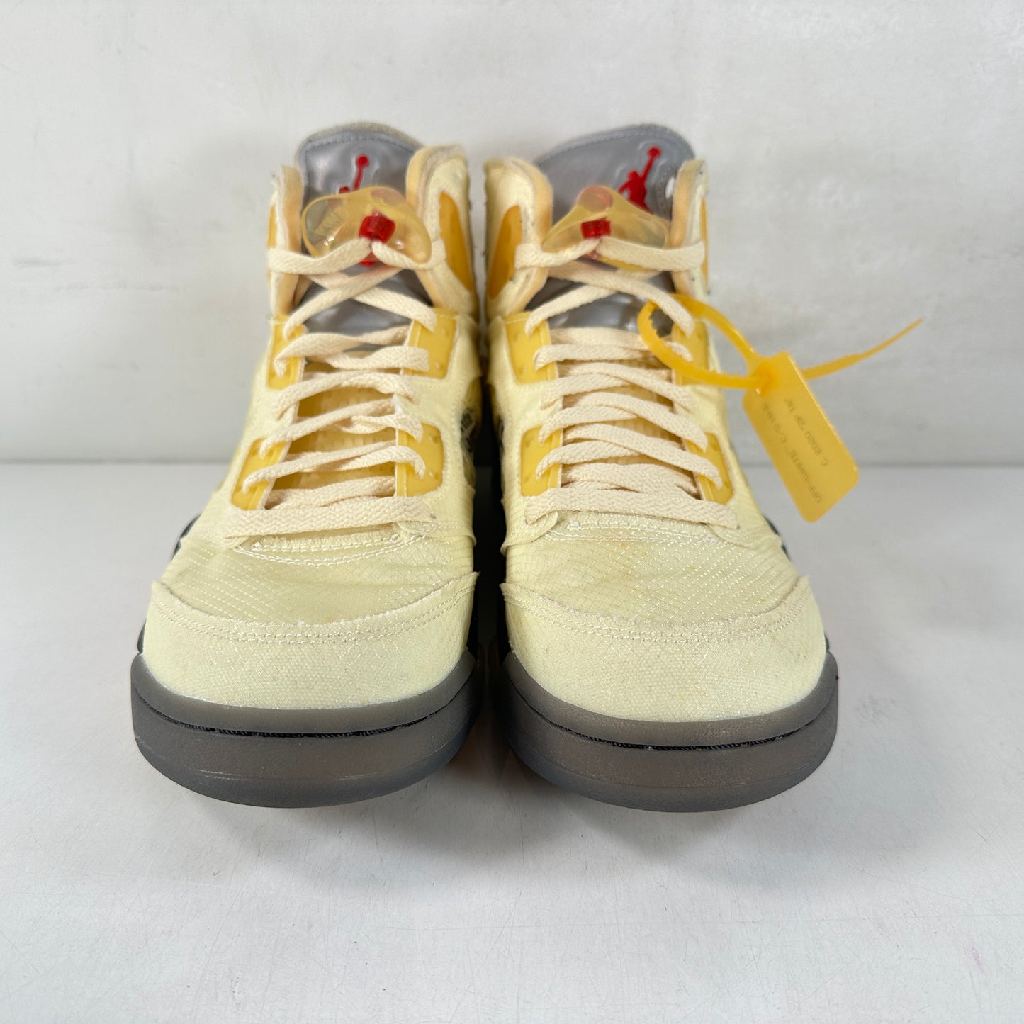 DH8565 100 Jordan 5 Off-White Sail [USED] - 10.5 M (Used)