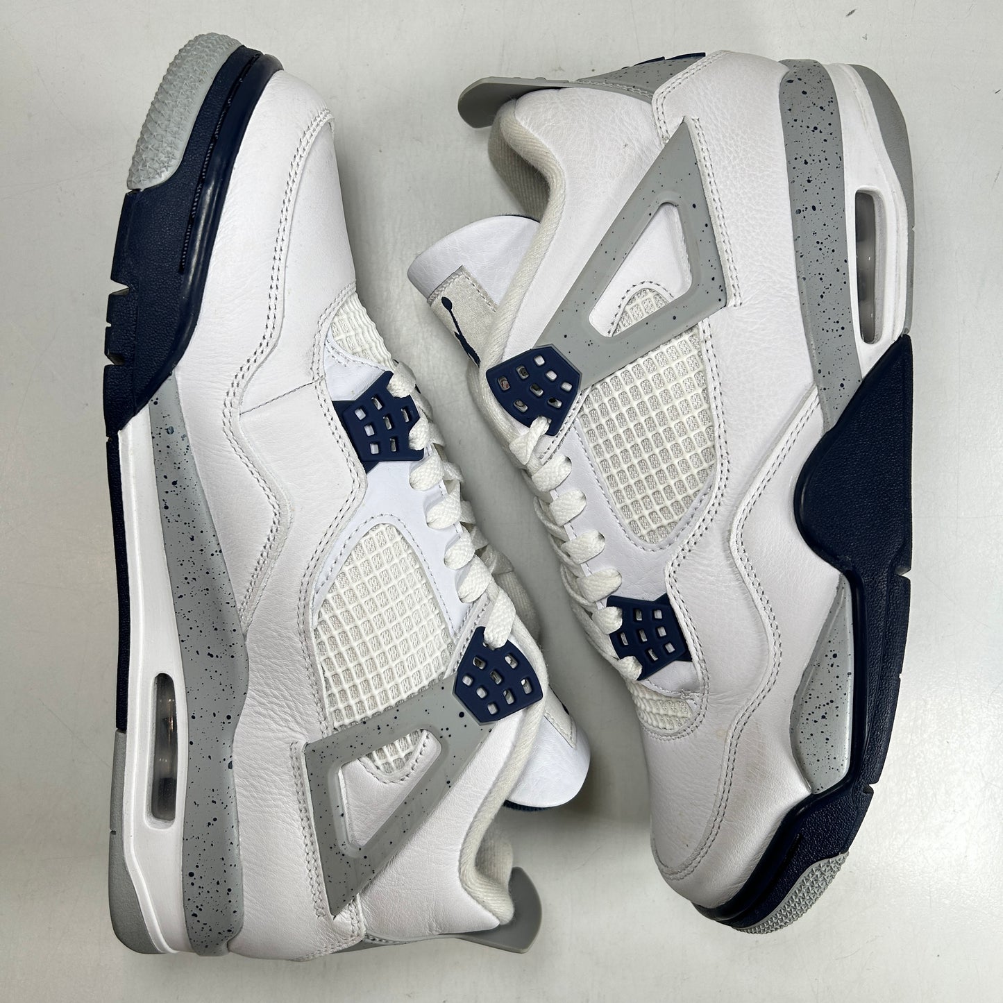 DH6927 140 Jordan 4 Retro Midnight Navy [USED] - 10.5 M (Used)
