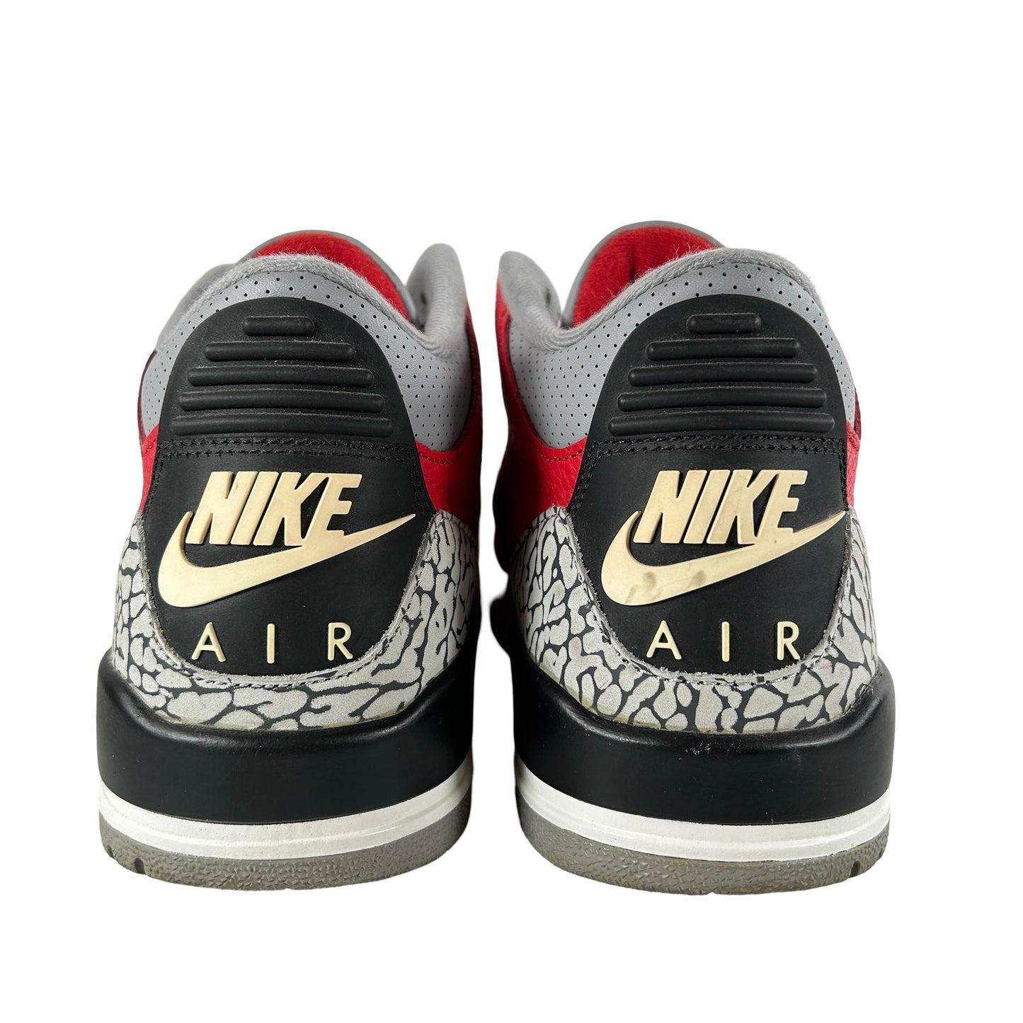 CK5692 600 Jordan 3 Retro SE Unite [USED] - 8.5 M (Used) (No Box)