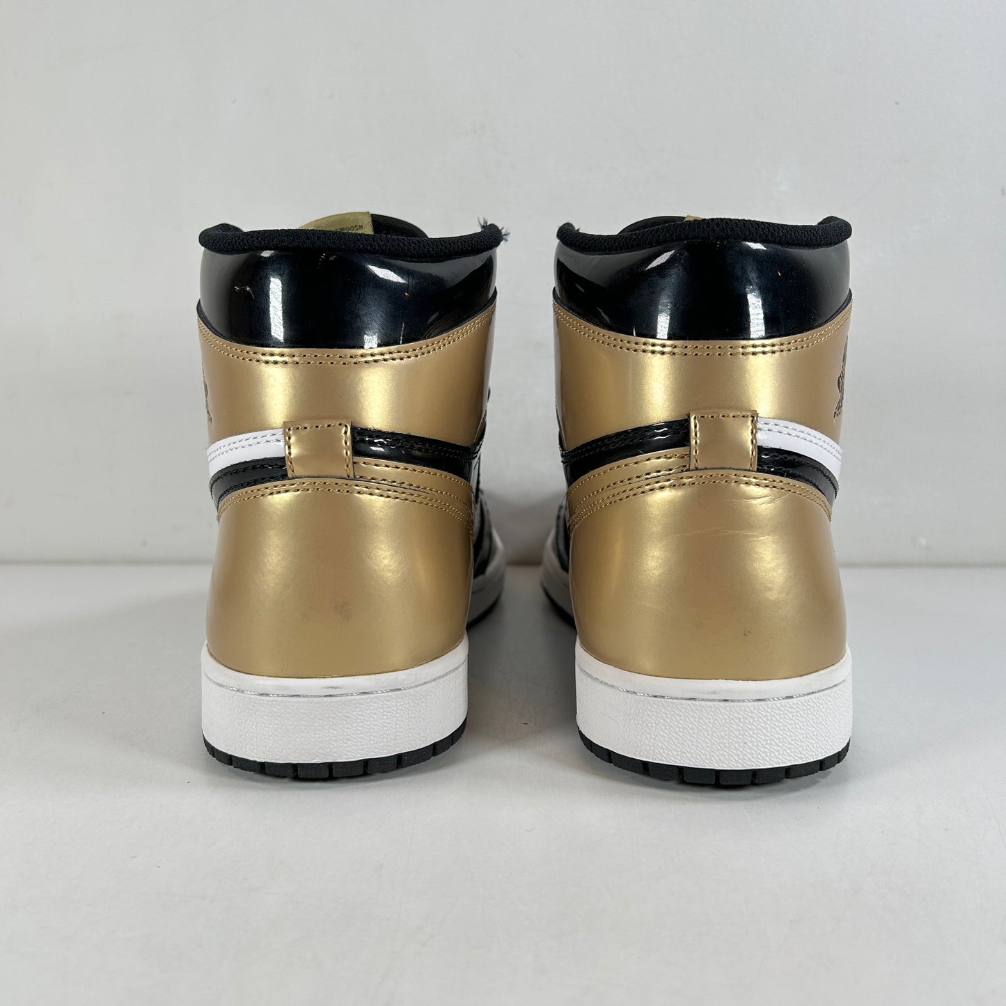 861428 007 Jordan 1 Retro High NRG Patent Gold Toe [USED] - 10.5 M (Used2)