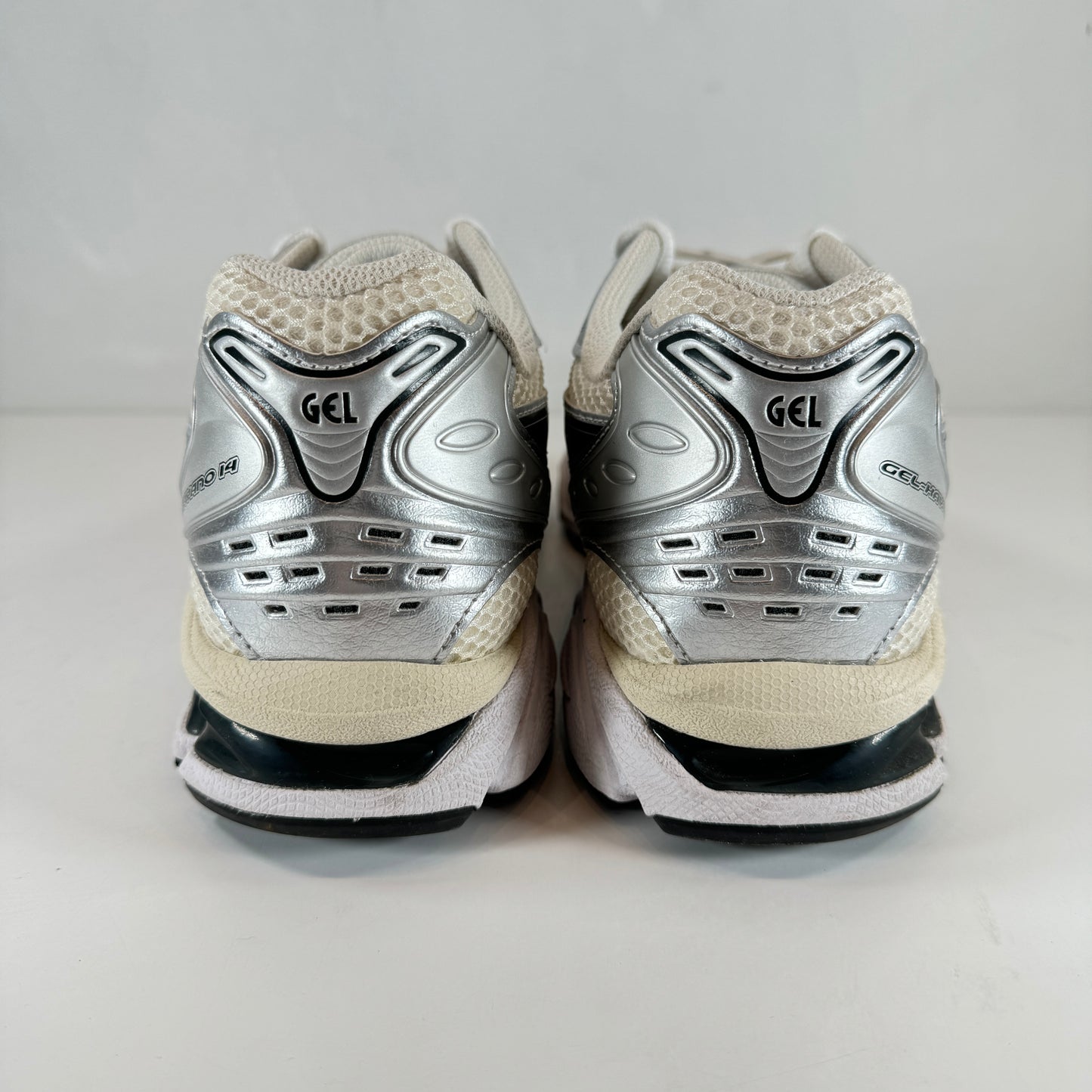 1201A955 100 Kith Asics GT-2160 Escarabajo