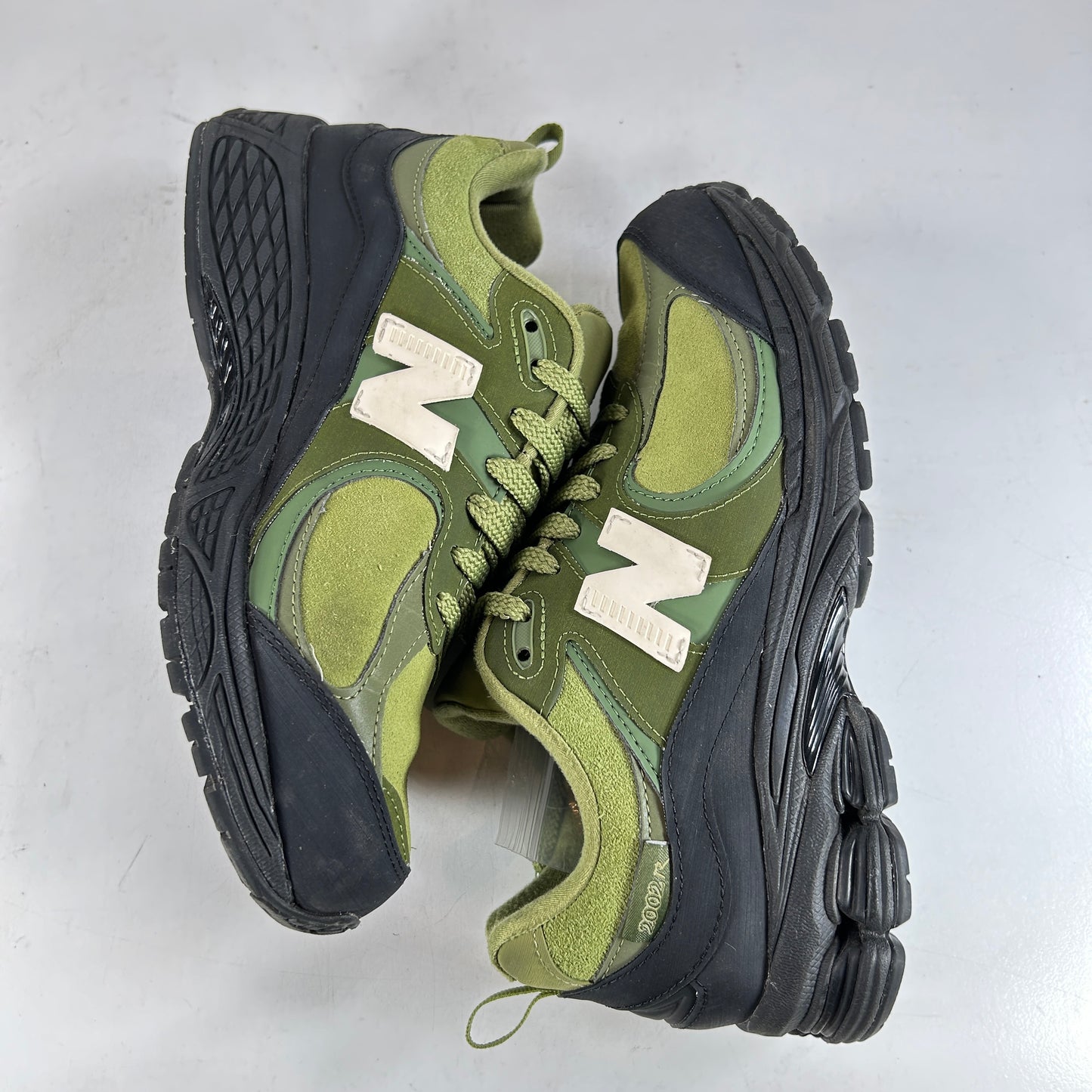 M2002RBB New Balance 2002R The Basement Moss Green [USED] - 7.5 M (Used)