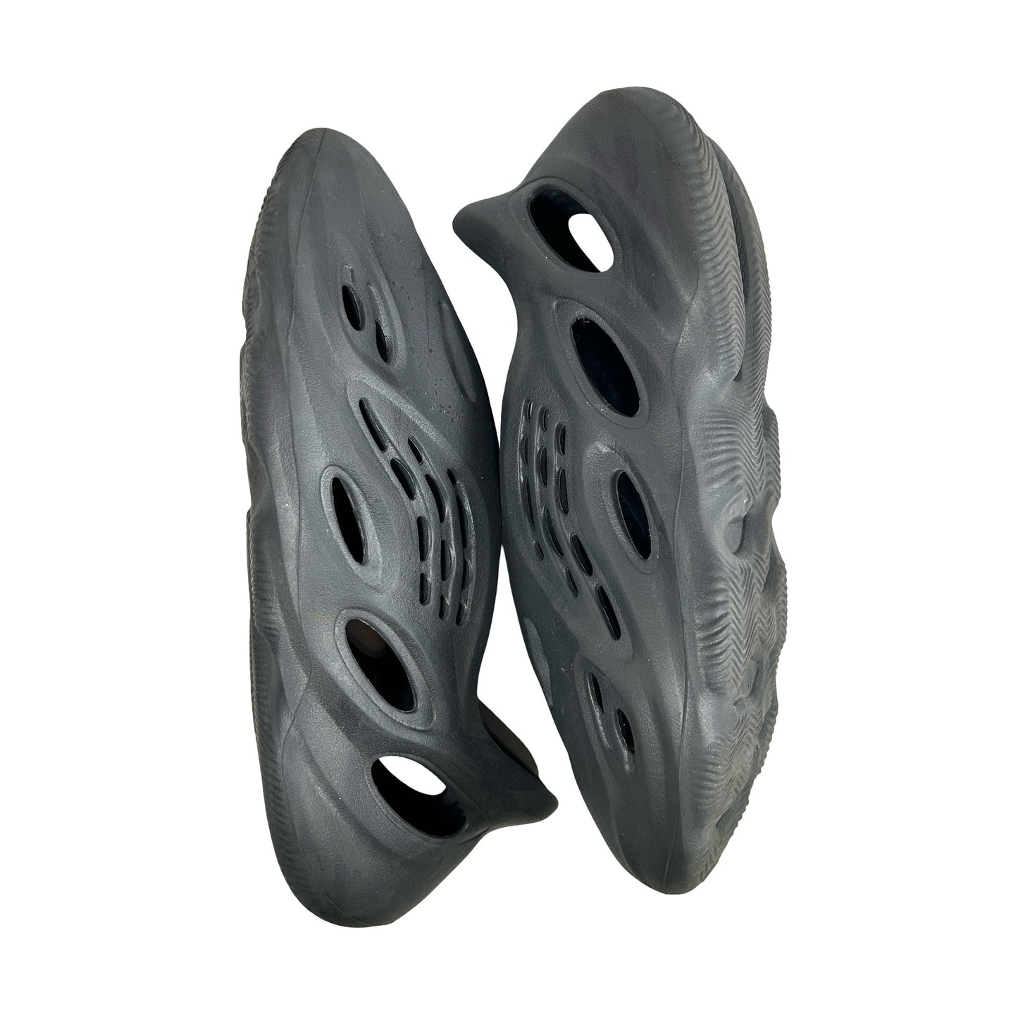 HP8739 Adidas Yeezy Foam RNR Onyx [USED] - 12 M (Used4)