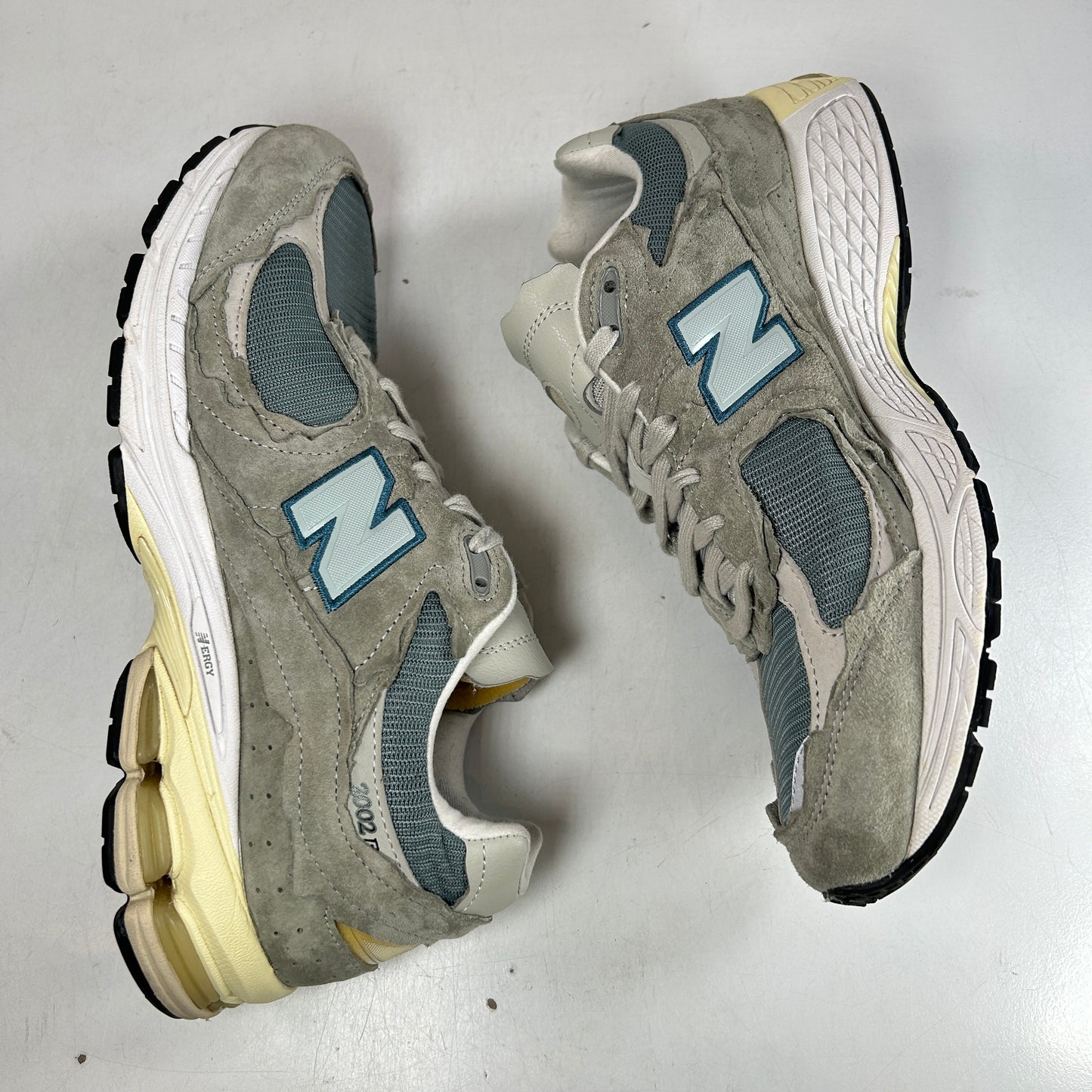 M2002RDD New Balance 2002R Protection Pack Mirage Grey [USED] - 11 M (Used) (Replace Box)