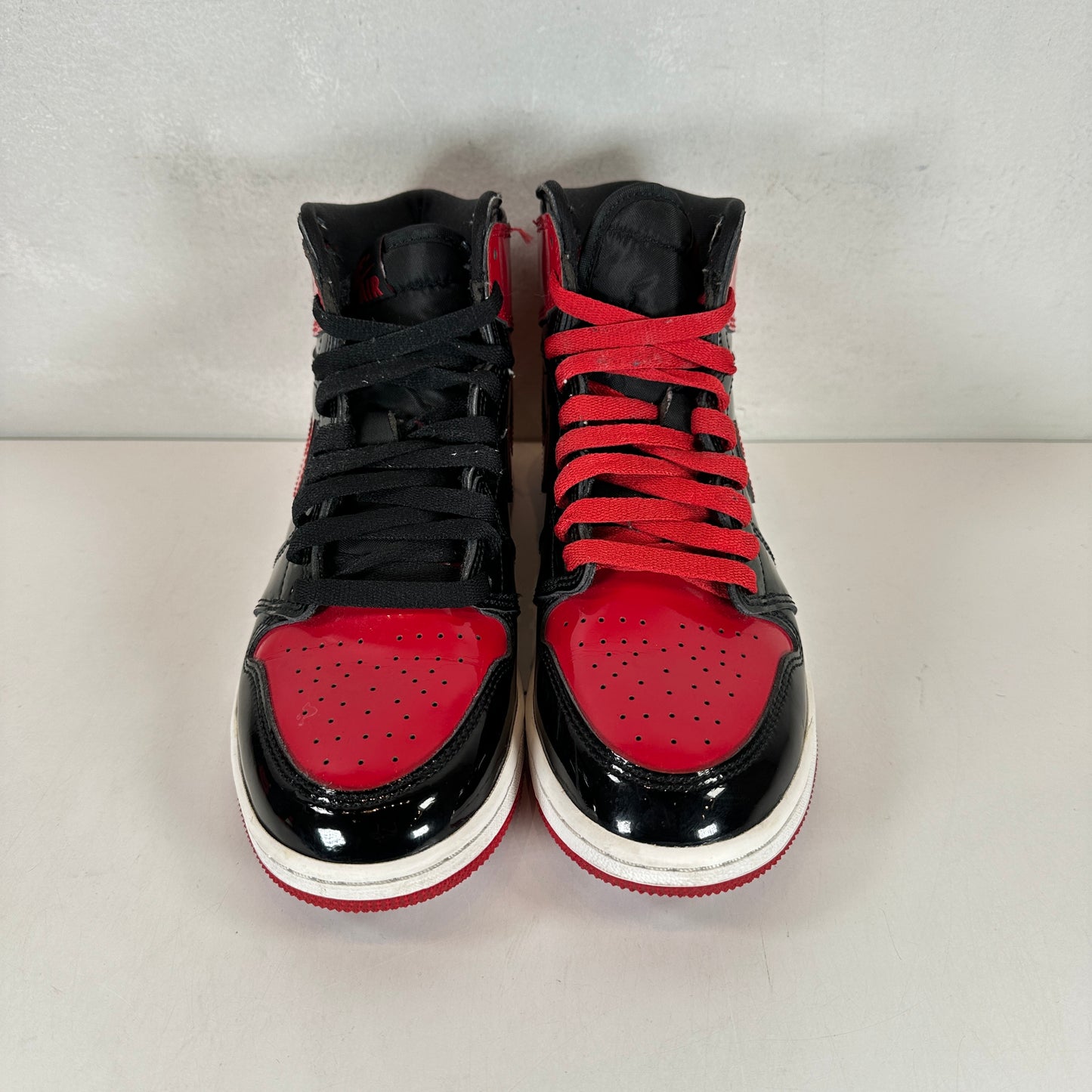 575441 063 Jordan 1 Retro High OG Patent Bred (GS) [USED] - 5.5 Y (Used)