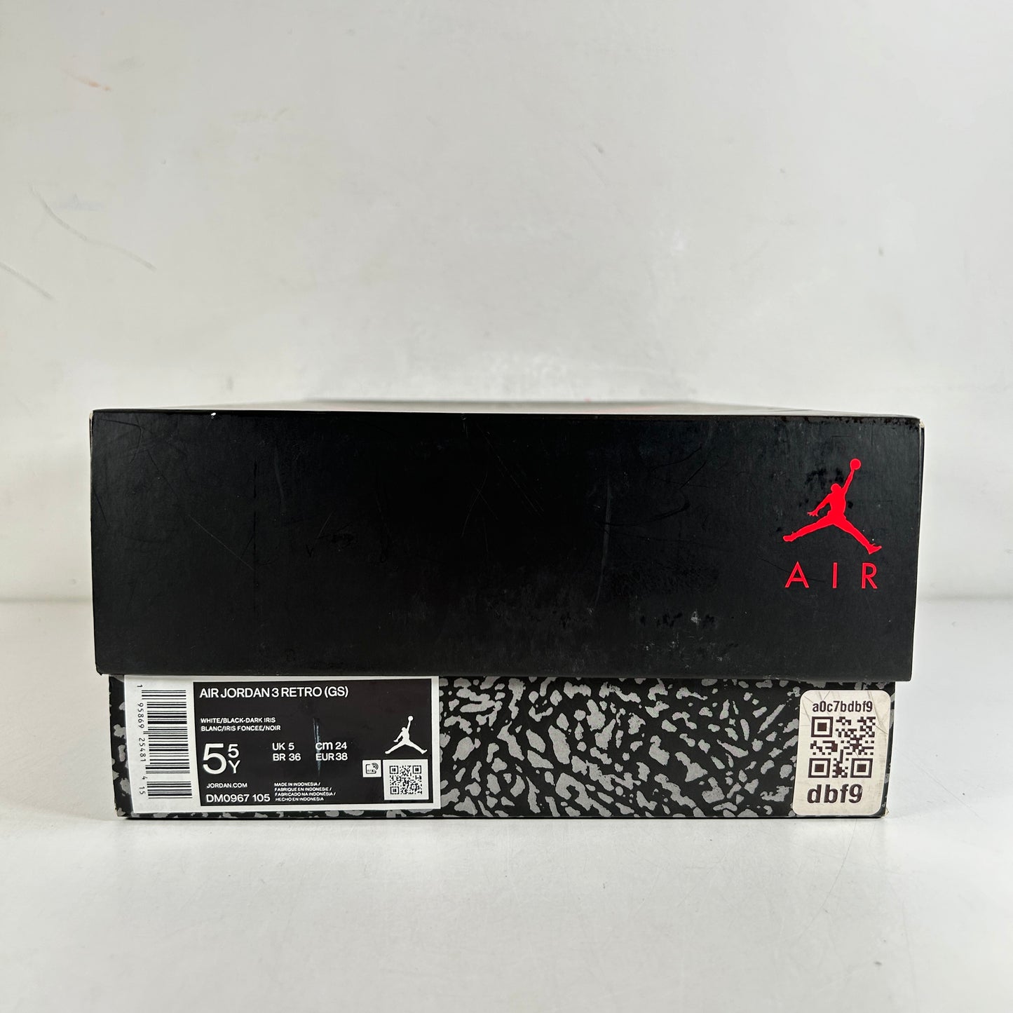 DM0967 105 Jordan 3 Retro Dark Iris (GS) [USED] - 5.5 Y (Used)