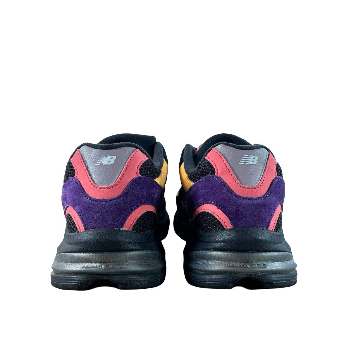 U2010KTF New Balance 2010 Kith Black Multi [USED] - 11 M (Used)