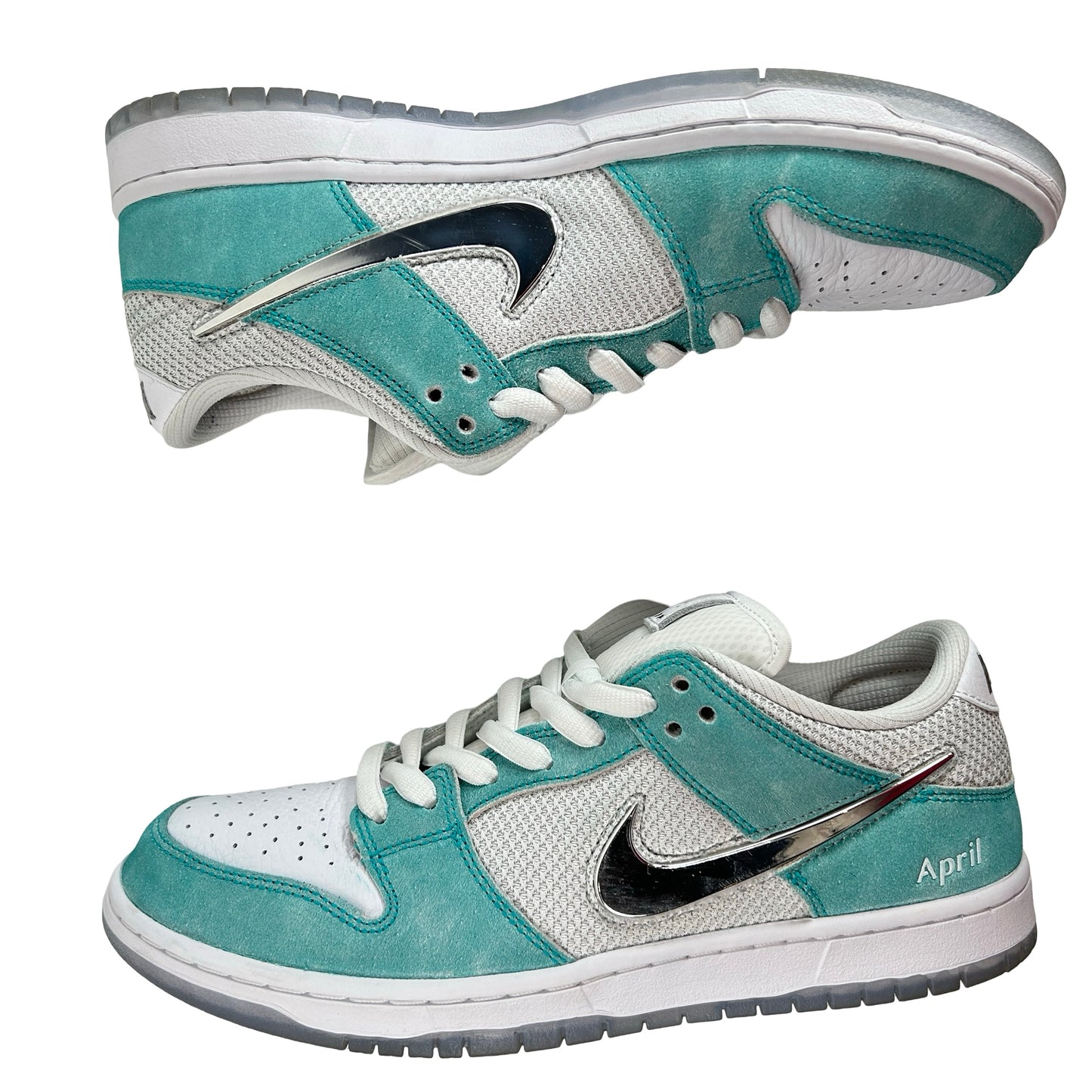 FD2562 400 Nike SB Dunk Low April Skateboards [USED] - 10.5 M (Used)
