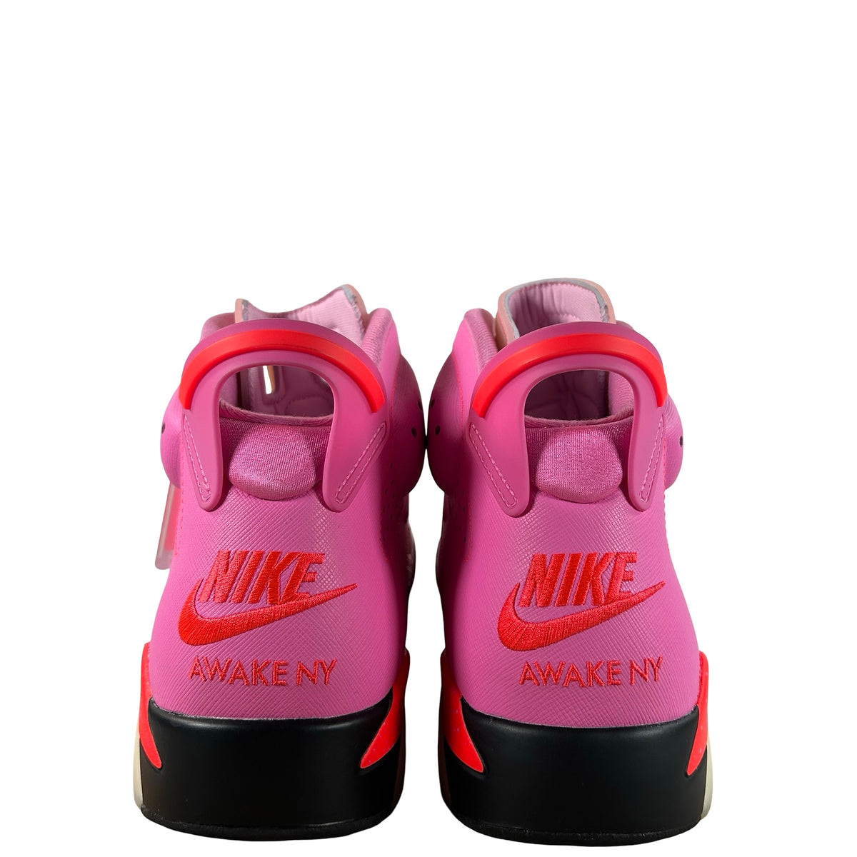IQ5706 600 Jordan 6 Retro Awake NY Playful Pink [USED] - 13 M (Used)