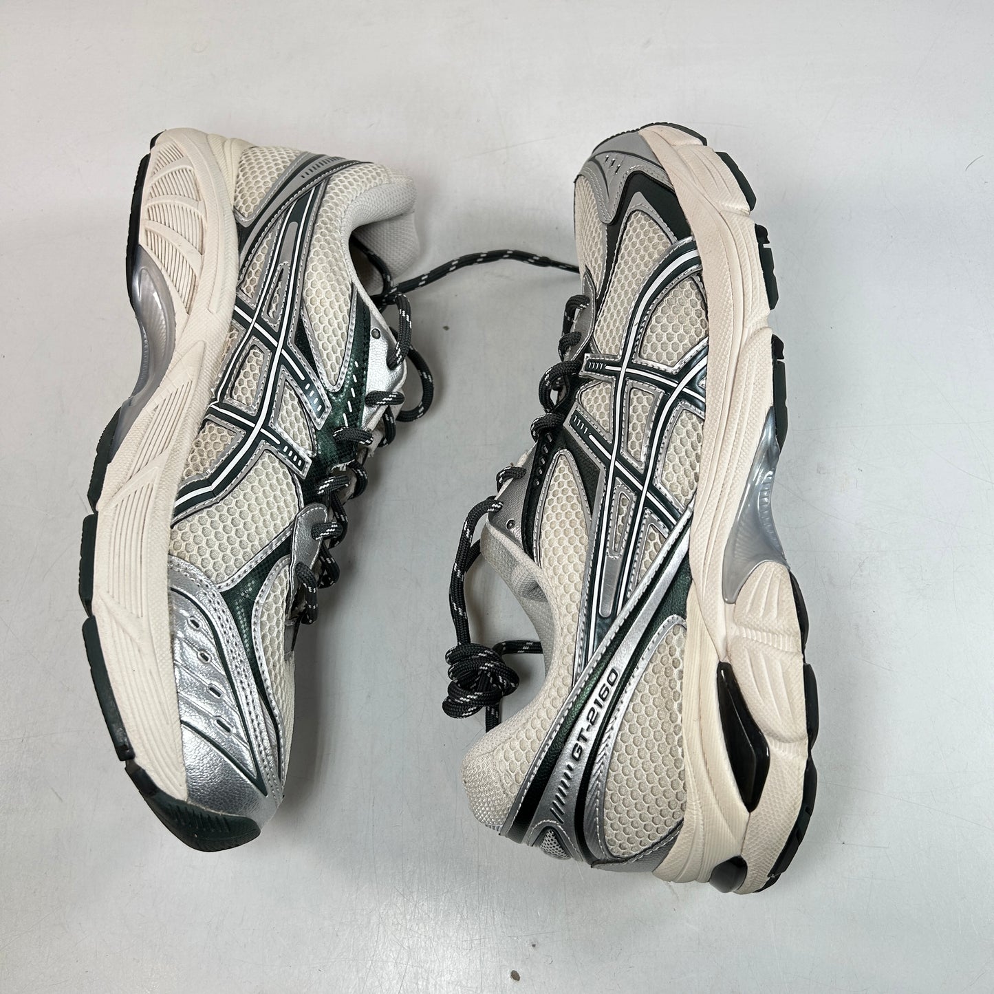 1203A567 100 ASICS GT-2160 Kith Cream Scarab (2024) [USED] - 11.5 M (Used)