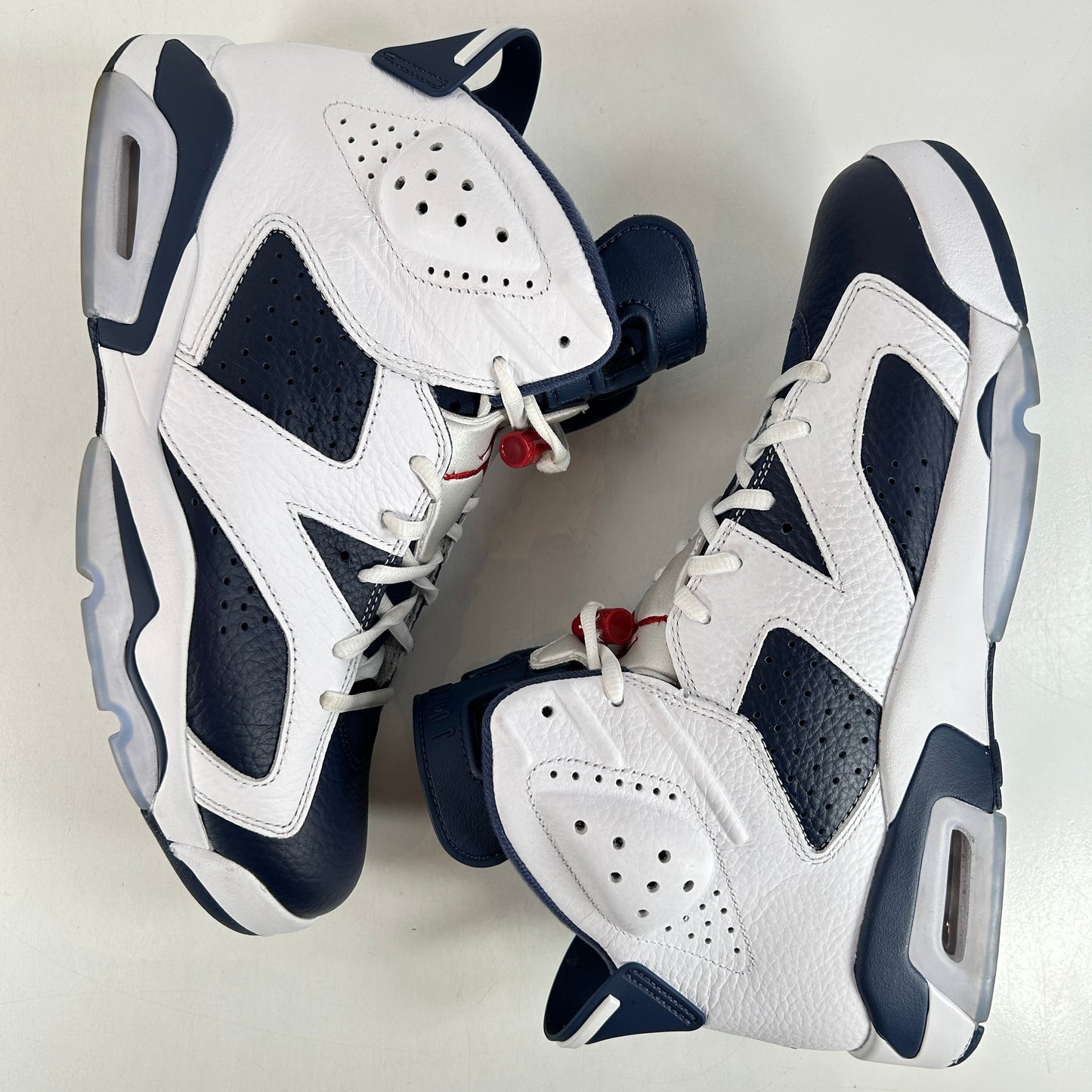 CT8529 164 Jordan 6 Retro Olympic (2024) - 11 M (Used)