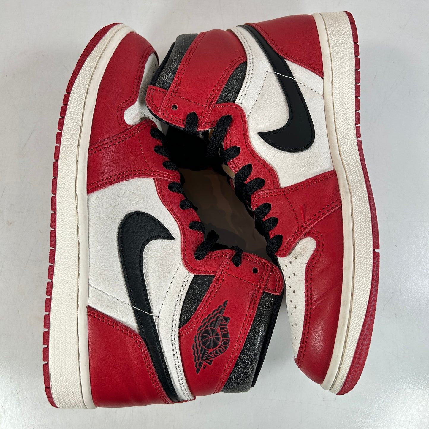 DZ5485 612 Jordan 1 Retro High OG Chicago Lost and Found [USED4] - 9 M (Used)