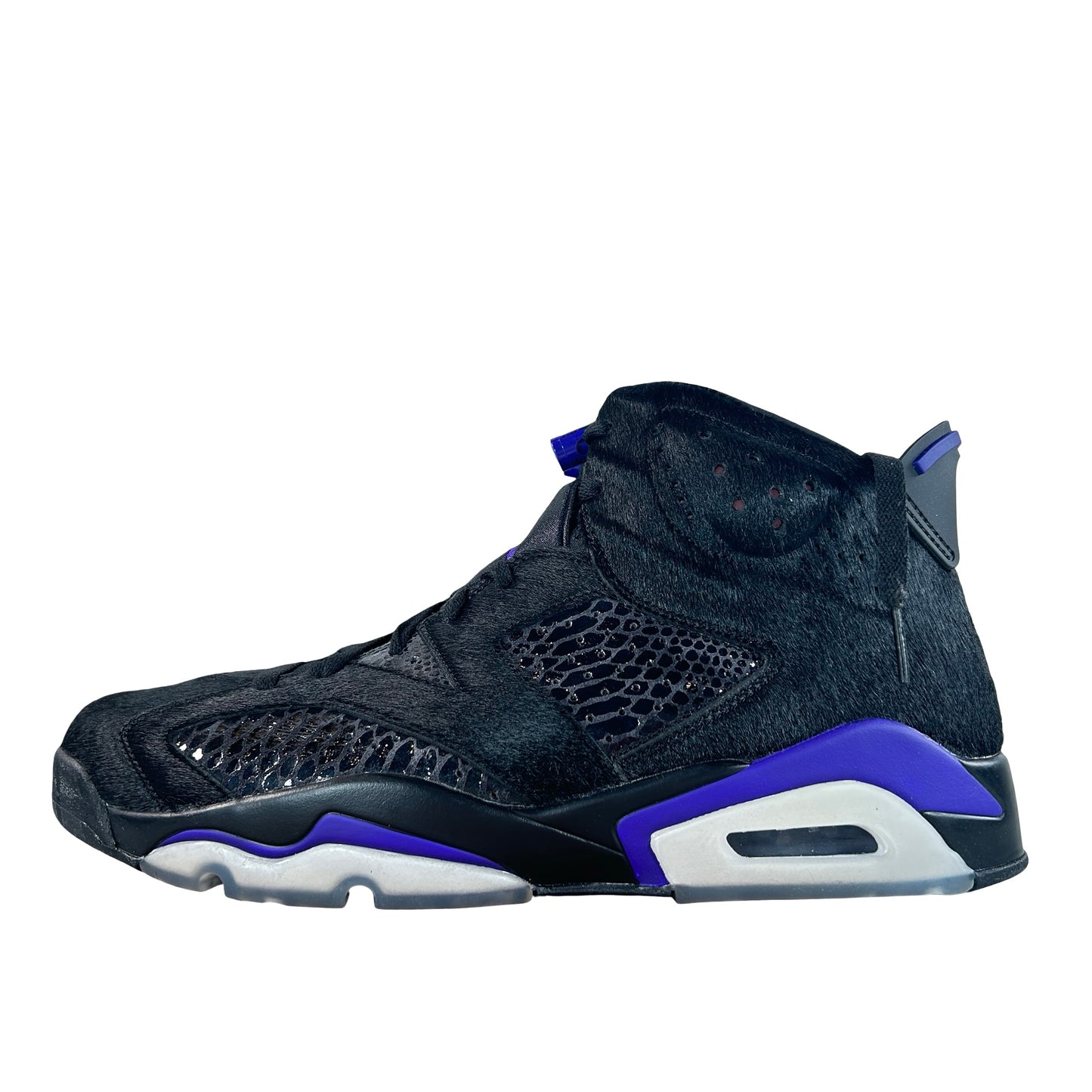 AR2257 005 Jordan 6 Retro Social Status - 12 M (Yellowing2)