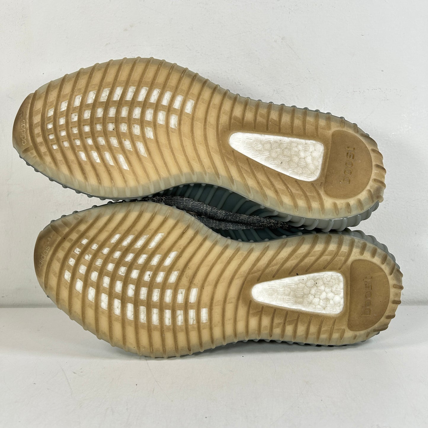 FZ5421 adidas Yeezy Boost 350 V2 Israfil [USED] - 9.5 M (Used)