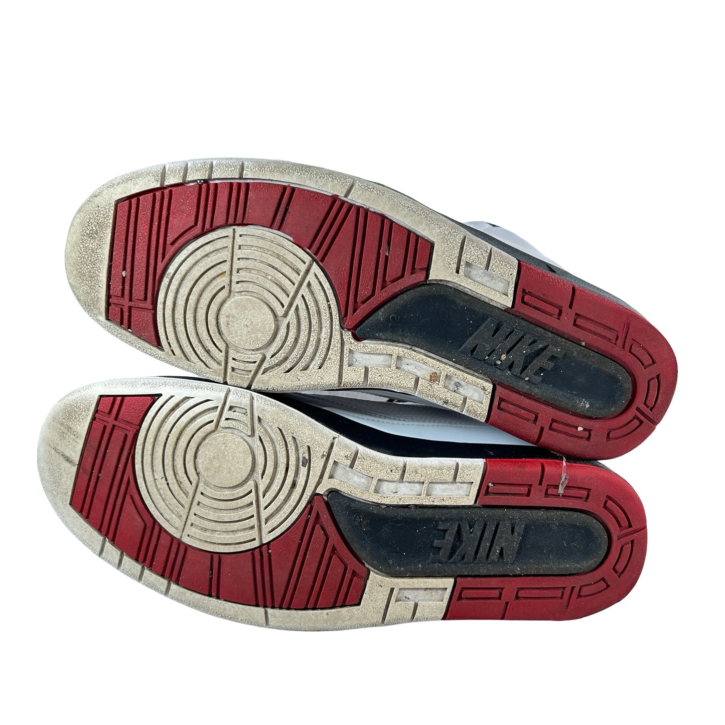 DX2454 106 Jordan 2 Retro OG Chicago (2022) [USED] - 12 M (Used4)
