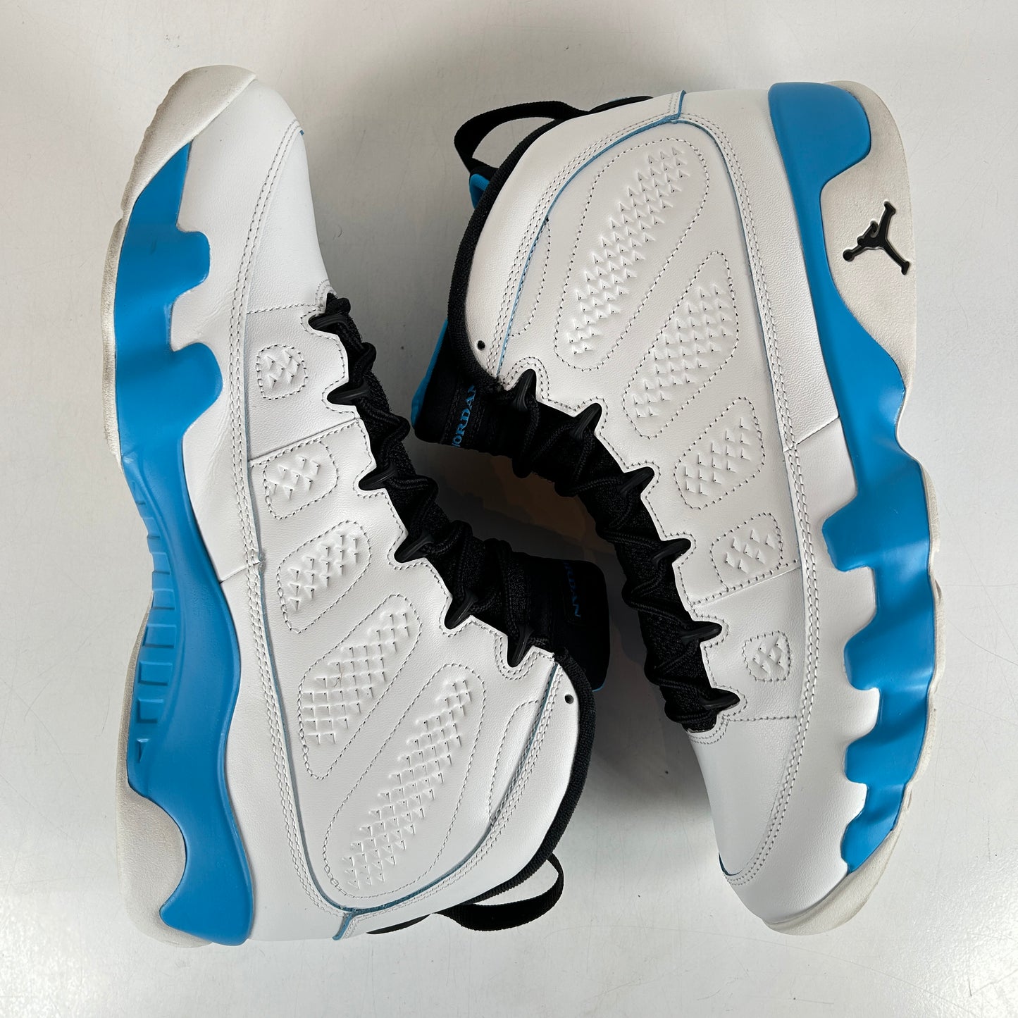 FQ8992 101 Jordan 9 Retro Powder Blue (2024) [USED] - 13 M (Used4)