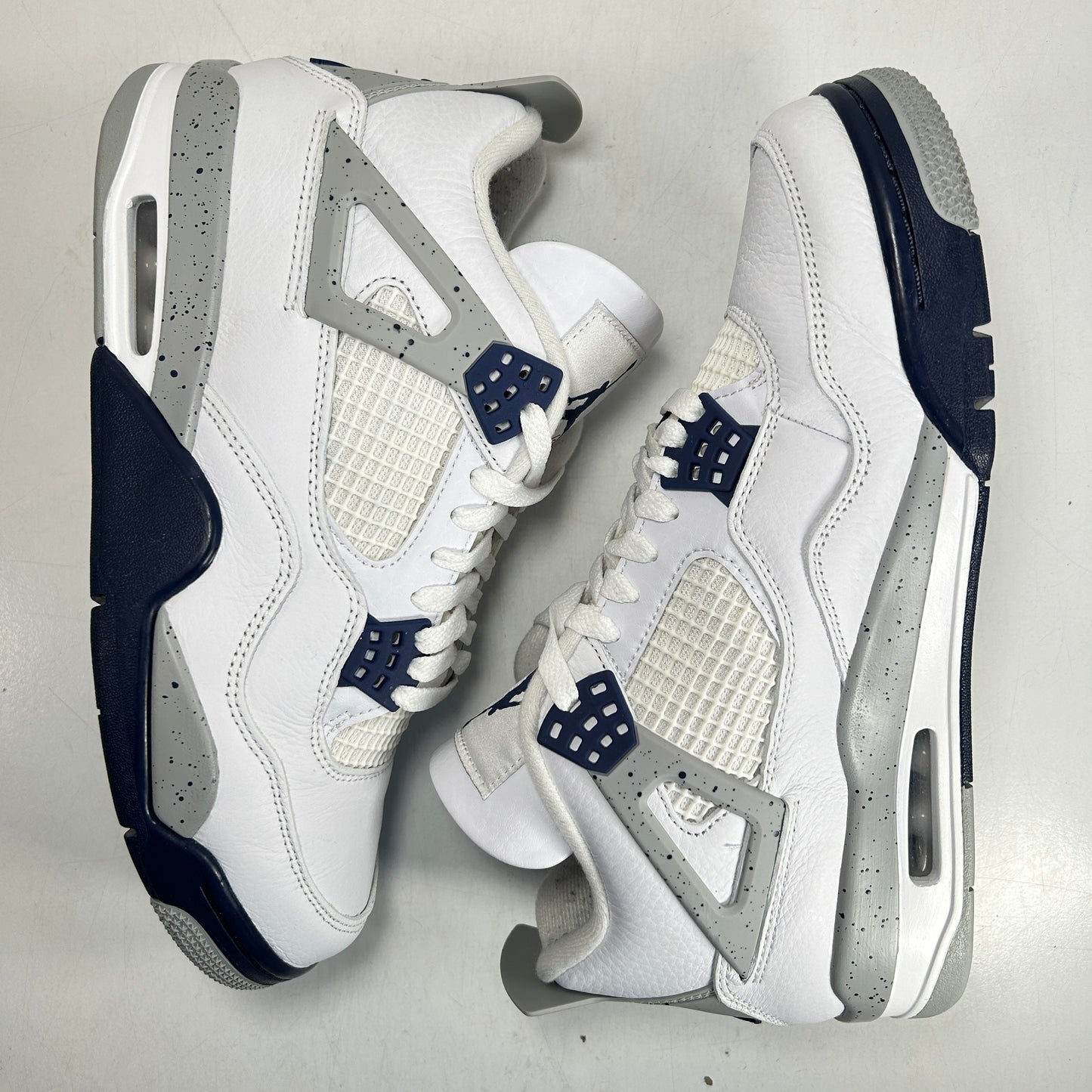 DH6927 140 Jordan 4 Retro Midnight Navy [USED] - 9 M (Used2)