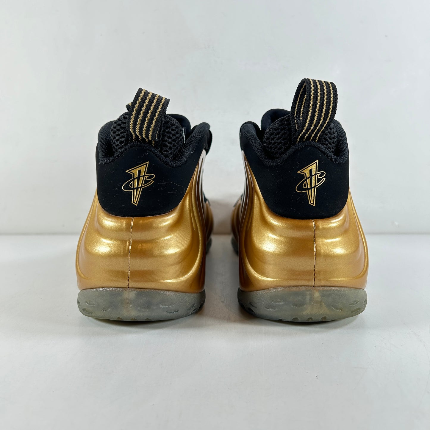 314996 700 Nike Air Foamposite One Metallic Gold [USED] - 10.5 M (VNDS) (Replace Box)