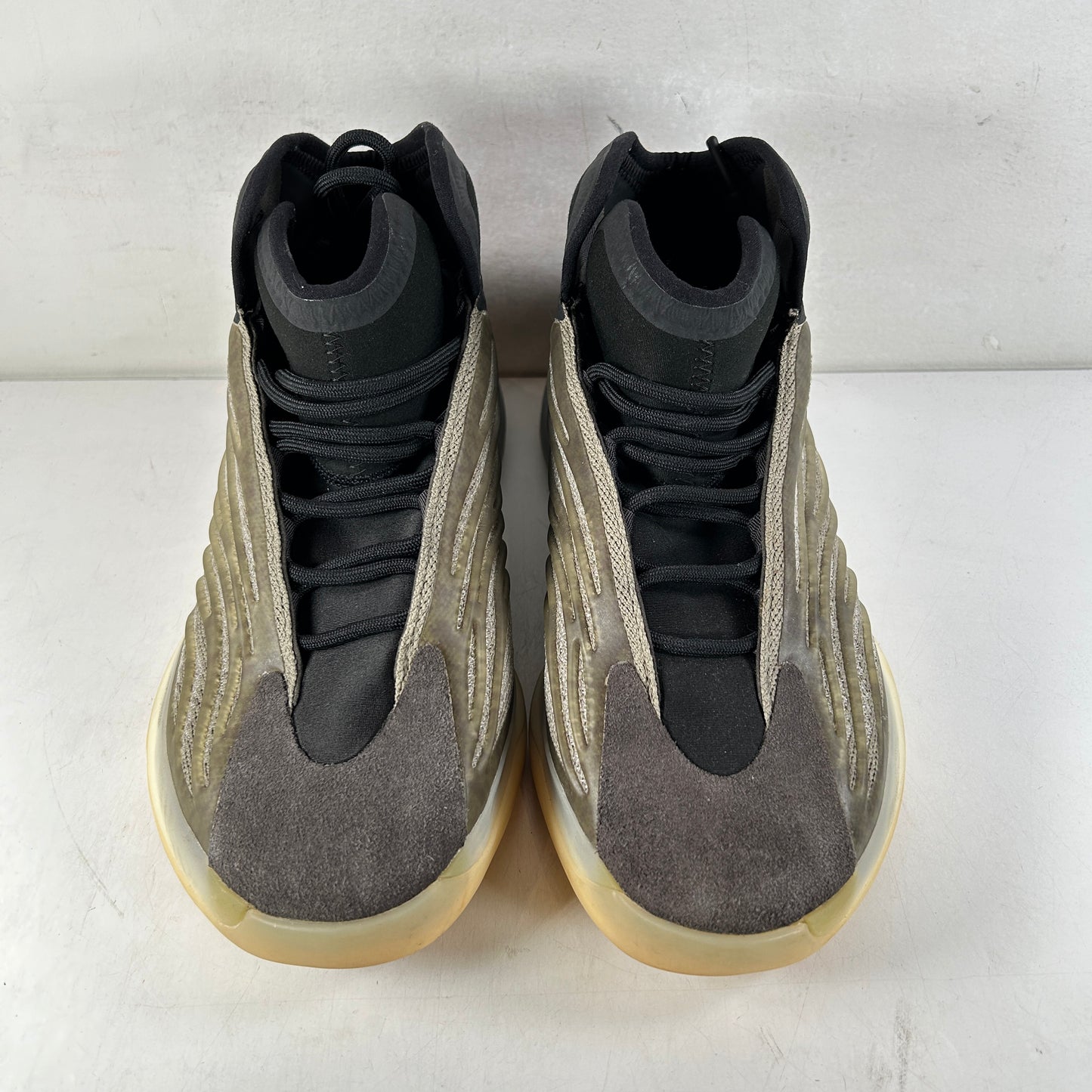 H68771 Adidas Yeezy QNTM Barium [USED] - 10.5 M (Used) (No Box)