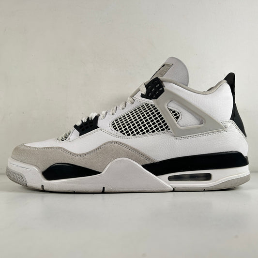 DH6927 111 Jordan 4 Retro Military Black [USED] - 13 M (Used)