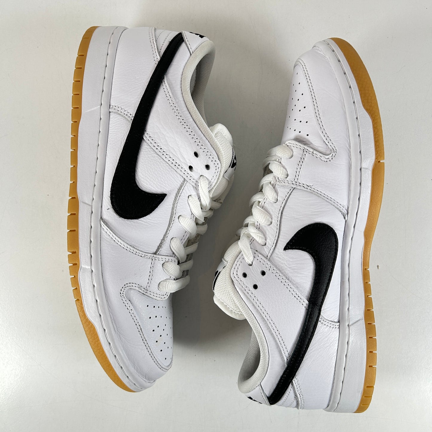 CD2563 101 Nike SB Dunk Low Pro White Gum [USED] - 9.5 M (Used)