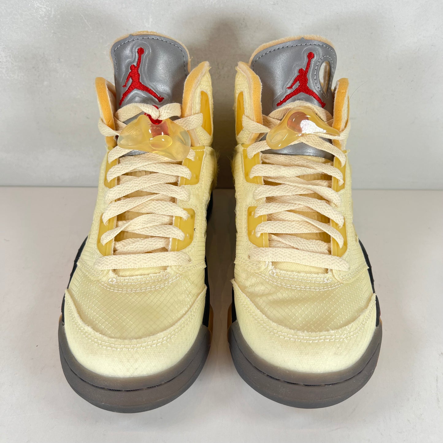 DH8565 100 Jordan 5 Off-White Sail [USED] - 4.5 M (Used)