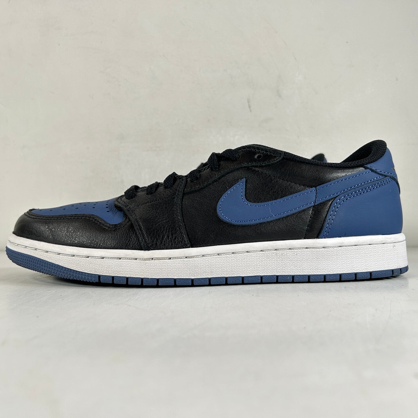 CZ0790 041 Jordan 1 Retro Low OG Mystic Navy [USED] - 10 M (Used) (Replace Box)