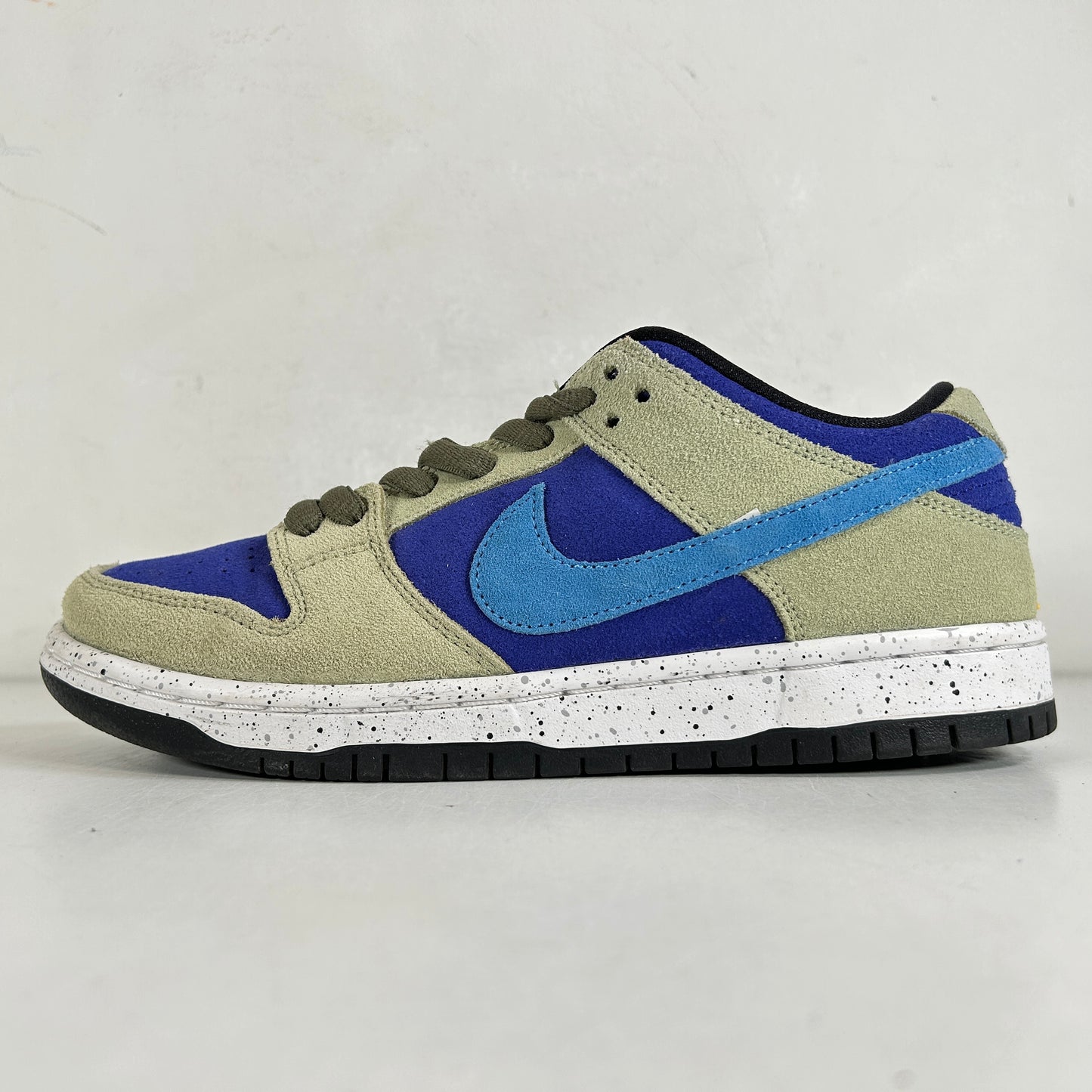 BQ6817 301 Nike SB Dunk Low ACG Celadon [USED] - 6 M (Used)