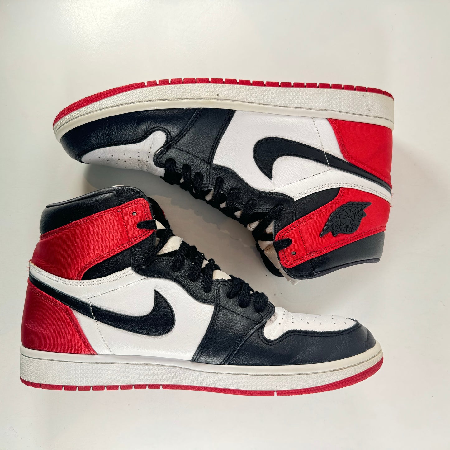 CD0461 016 AJ1 Satin Black Toe [USED] - 12 W (Used) (Replace Box)
