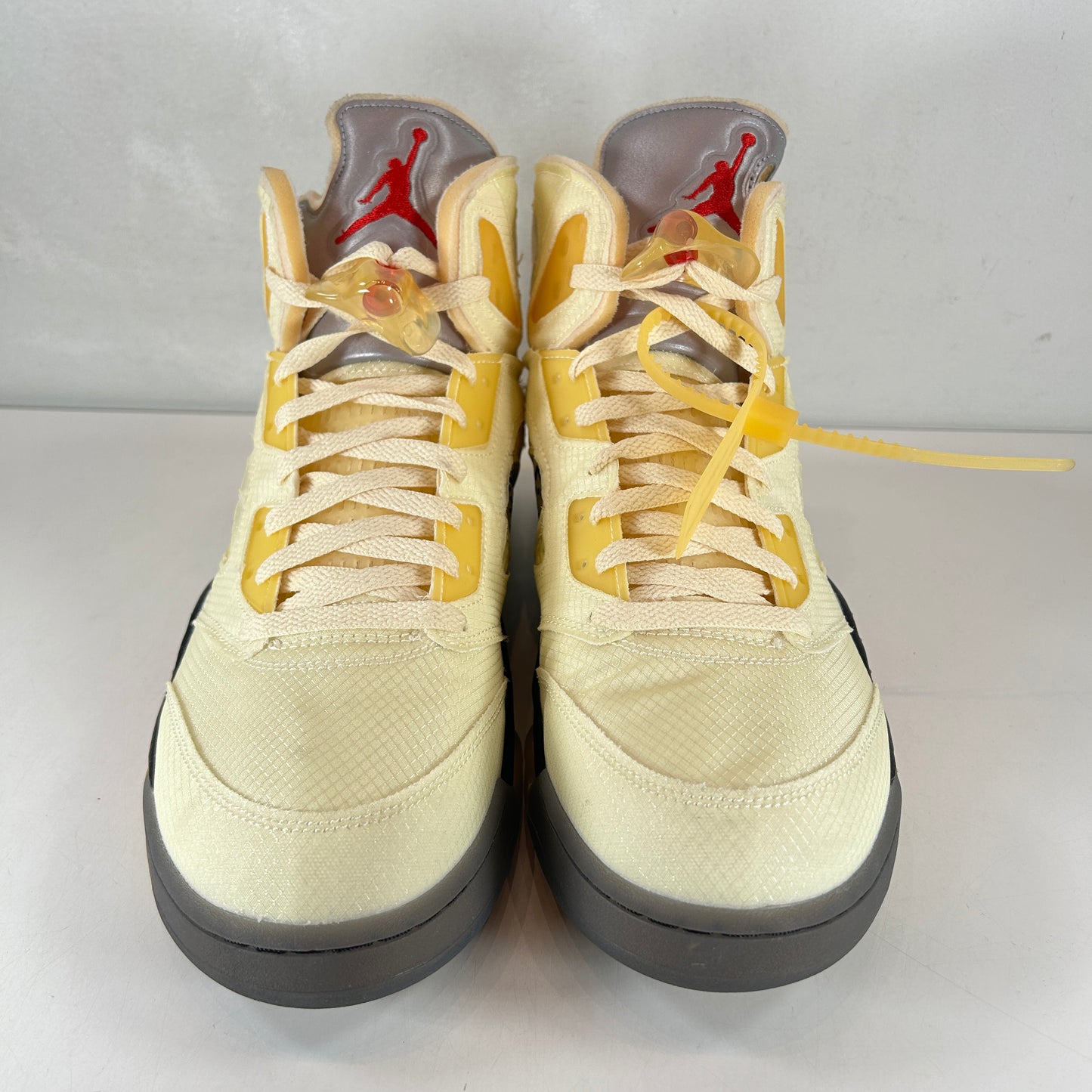 DH8565 100 Jordan 5 Off-Blanco Vela