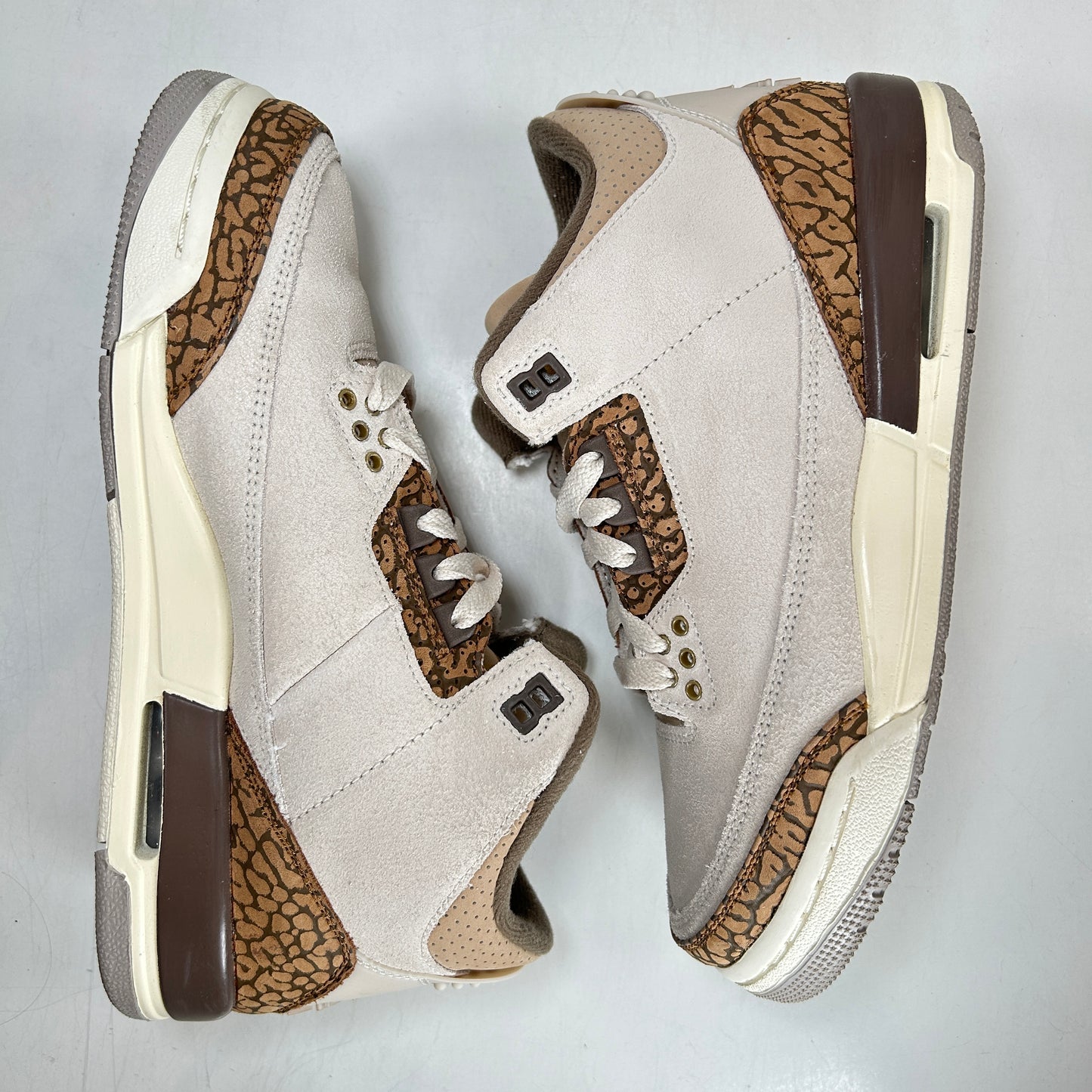 DM0867 102 Jordan 3 Retro Palomino (GS) [USED] - 6 Y (Used)