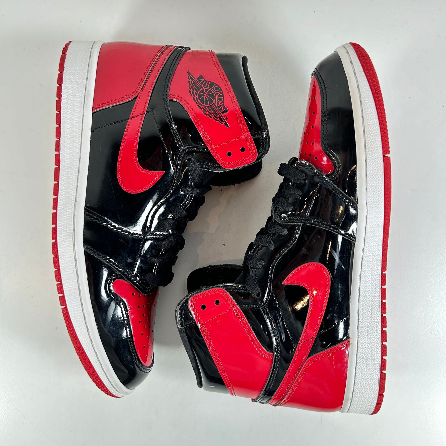 555088 063 Jordan 1 Retro High OG Patent Bred [USED] - 9 M (Used) (No Box2)