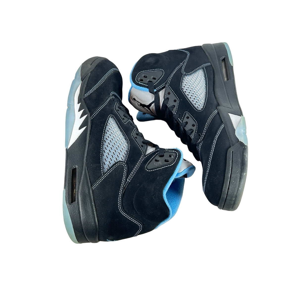 DD0587 008 Jordan 5 Retro Black University Blue (2026) [USED] - 10.5 M (Used5)