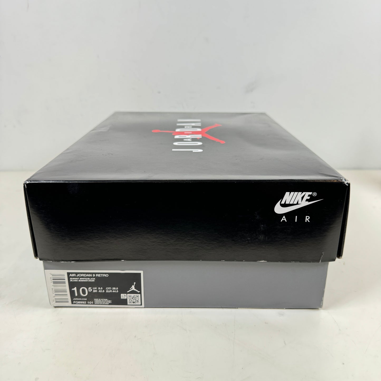 FQ8992 101 Jordan 9 Retro Powder Blue (2024) [USED] - 10.5 M (Used)