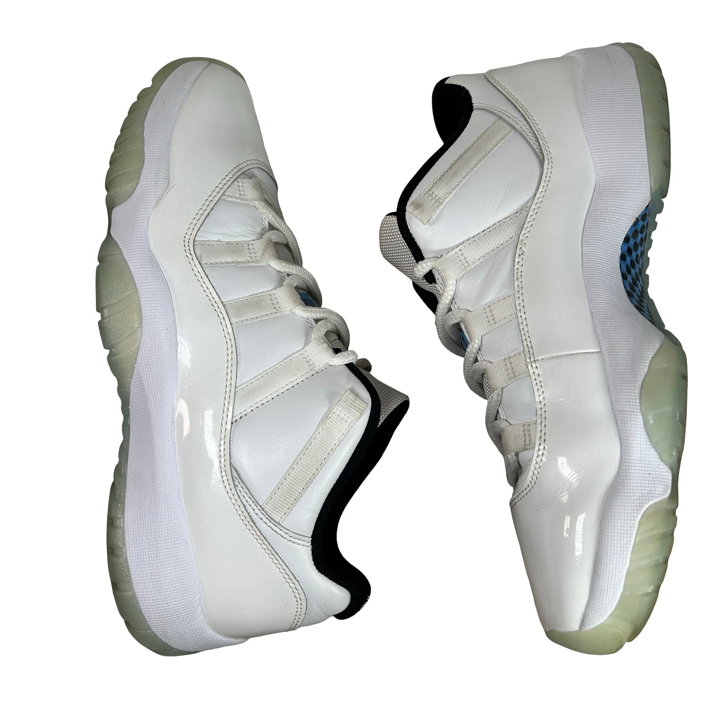 AV2187 117 Jordan 11 Bajo Leyenda Azul