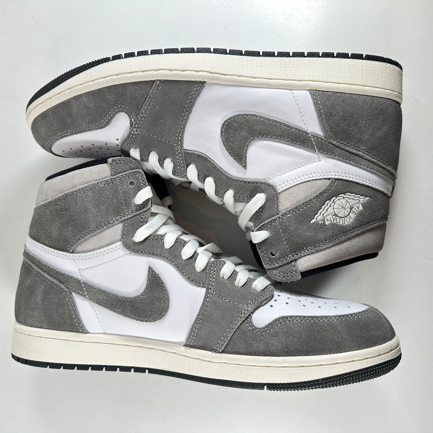 DZ5485 051 Jordan 1 Retro High OG Washed Black [USED] - 11 M (VNDS)