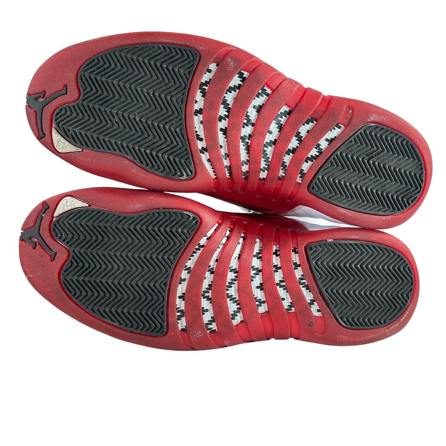CT8013 116 Jordan 12 Retro Cherry (2023) [USED] - 11 M (Used10)