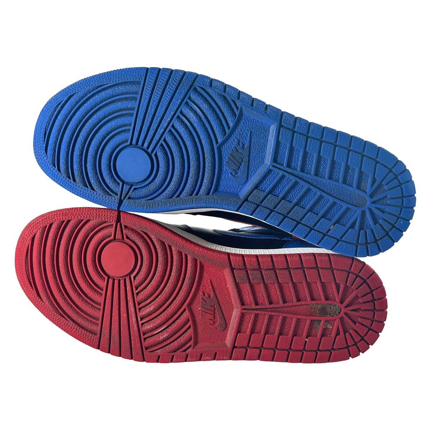 555088 026 Jordan 1 Retro Top 3 [USED] - 9 M (Used2)