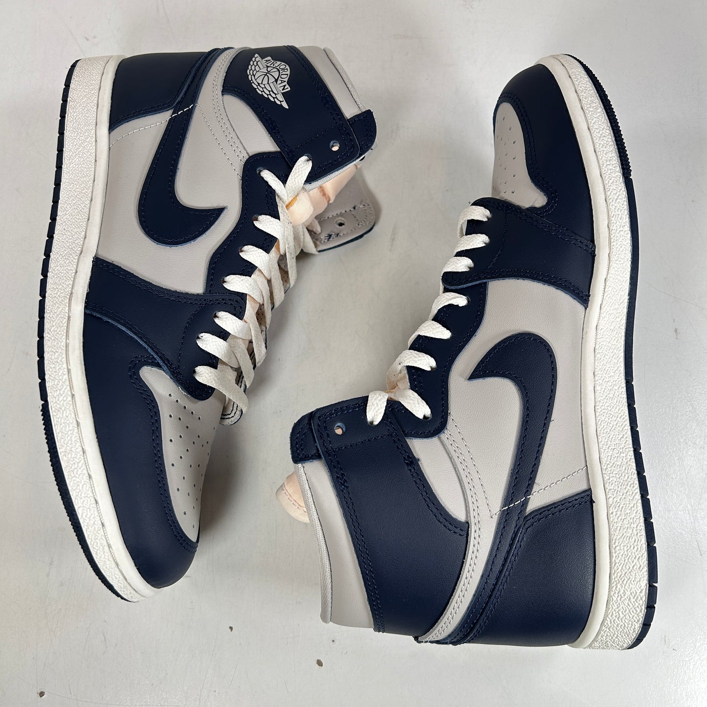 BQ4422 400 Jordan 1 High 85 Georgetown [USED] - 10 M (Used)