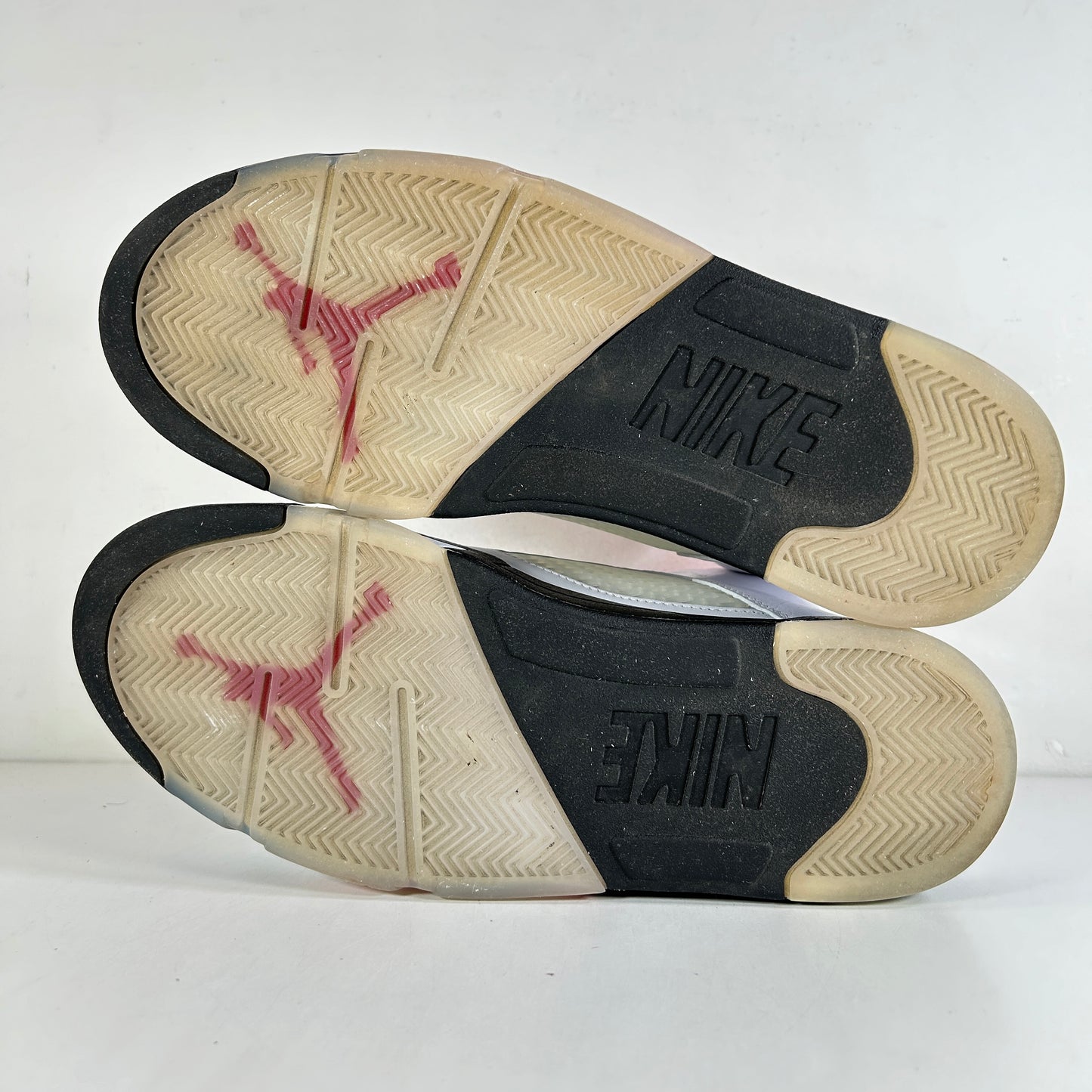 DA1911 102 Jordan 5 Fire Red [USED] - 12 M (VNDS)