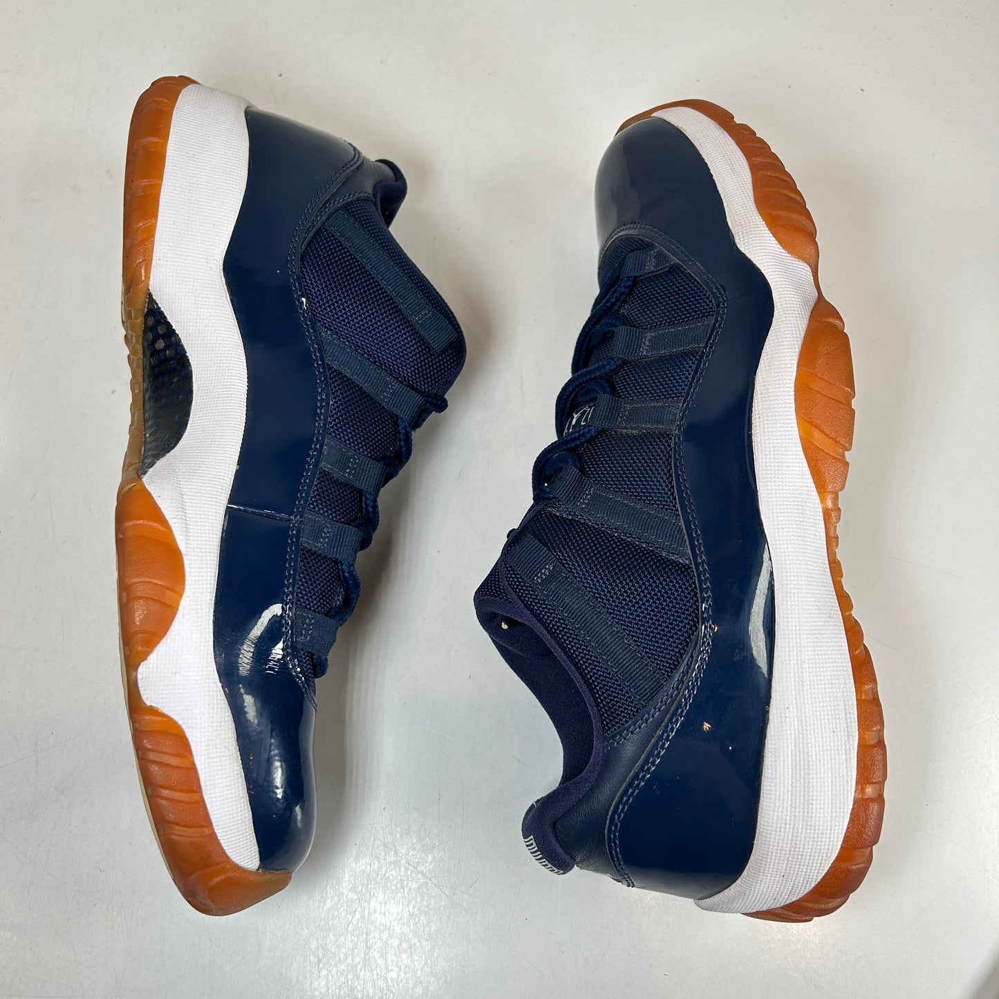 528895 405 Jordan 11 Retro Low Midnight Navy [USED] - 11 M (Used)