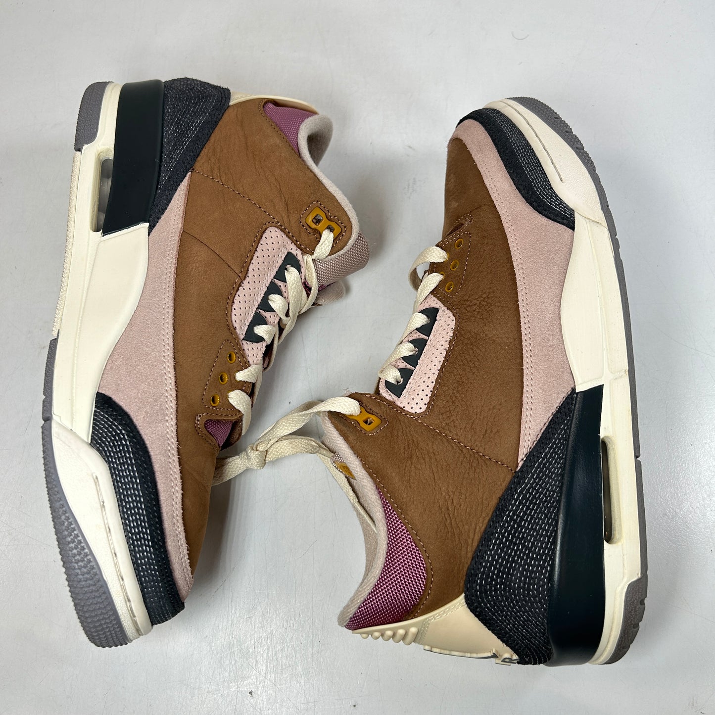 DR8869 200 Jordan 3 Retro Winterized Archaeo Brown [USED] - 10 M (Used)