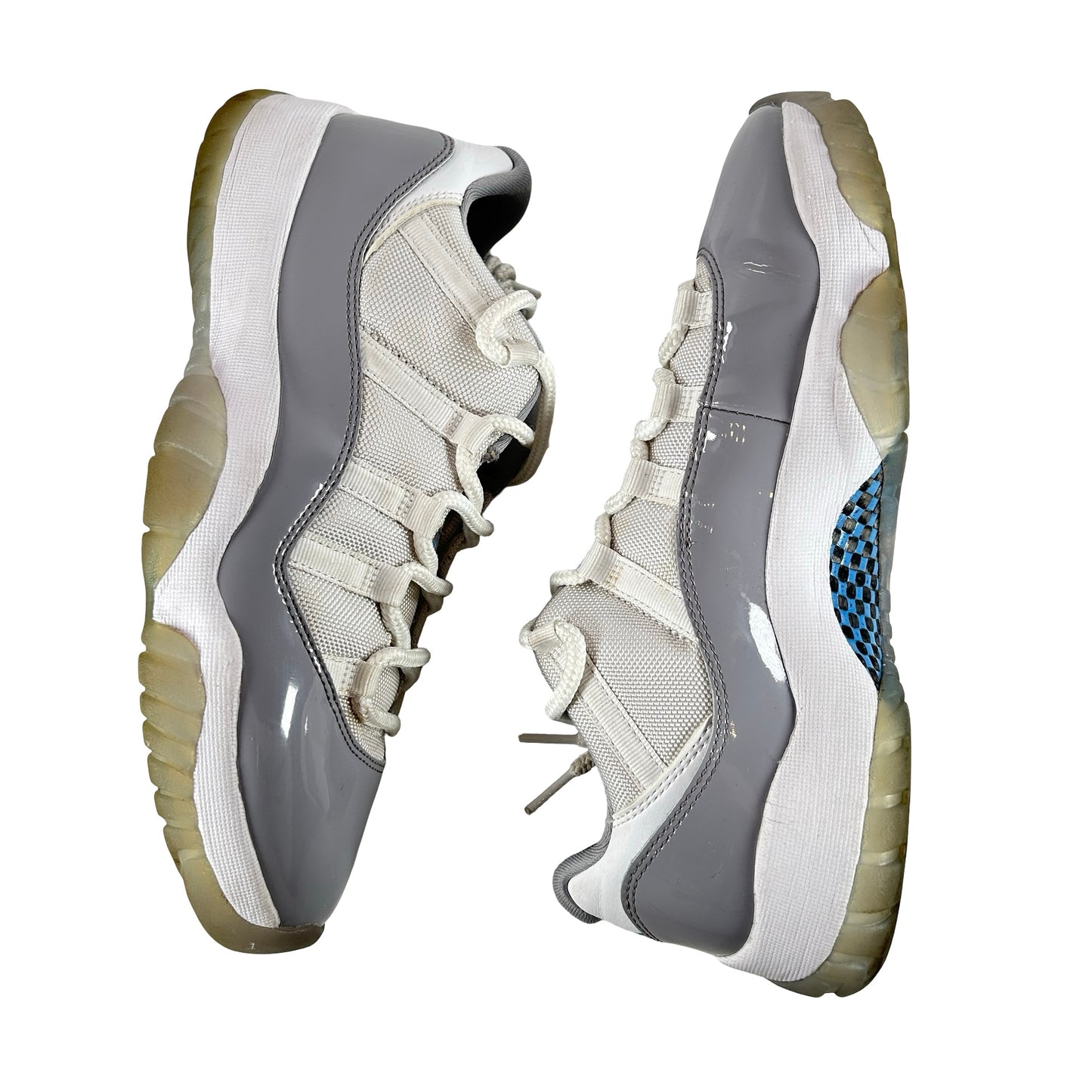 AV2187 140 Jordan 11 Retro Low Cement Grey [USED] - 9 M (Used)