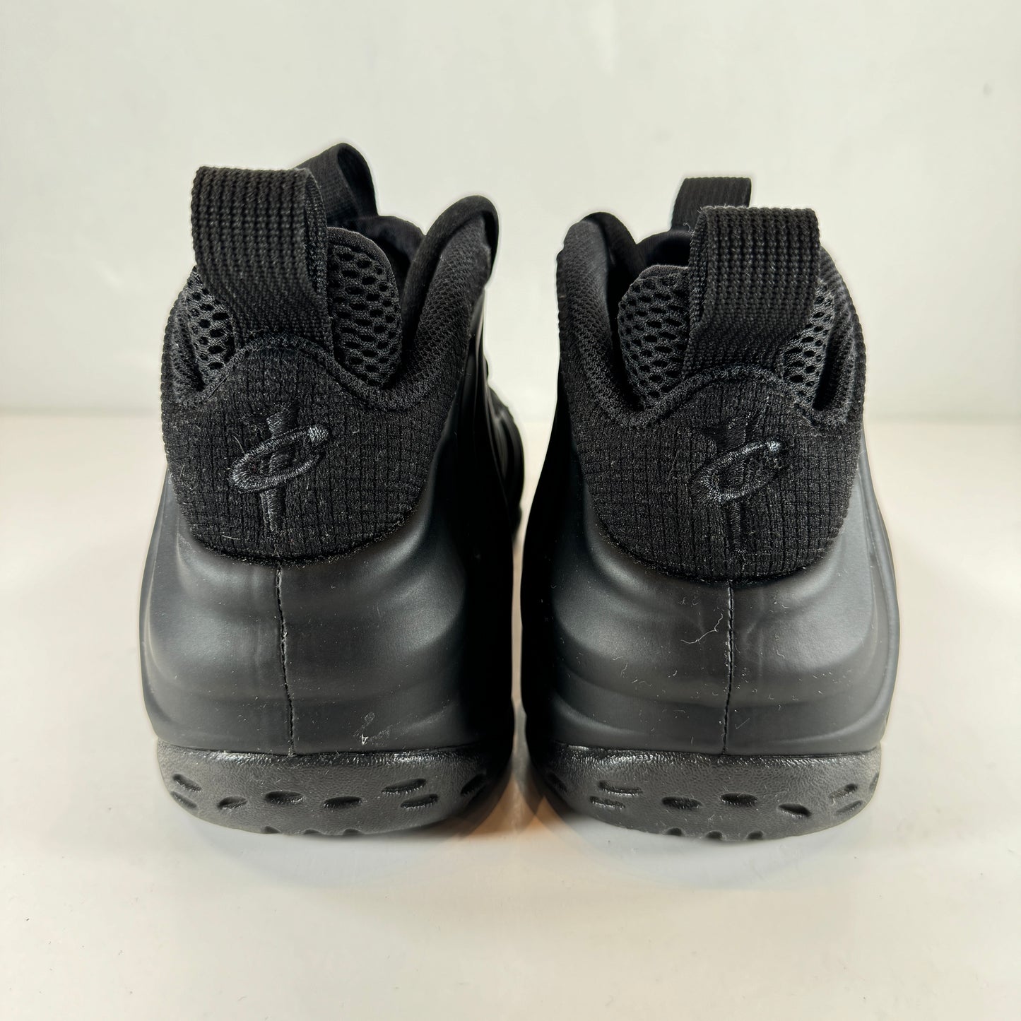 FD5855 001 Nike Air Foamposite One Anthracite (2023) [USED] - 10.5 M (Used)
