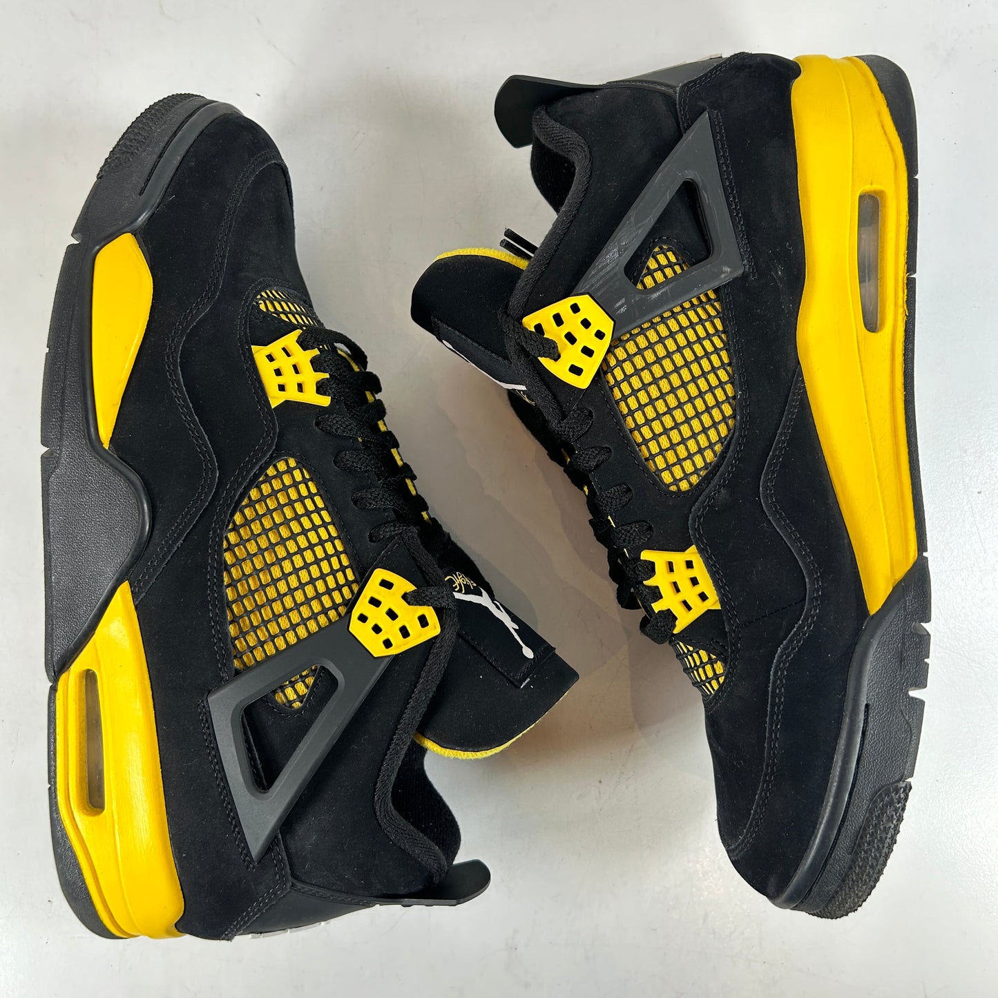 DH6927 017 Jordan 4 Retro Thunder [USED] - 11.5 M (Used4)