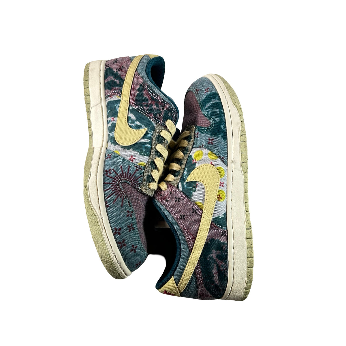 CZ9747 900 Nike Dunk Low Community Garden [USED] - 7.5 M (Used) (No Box)