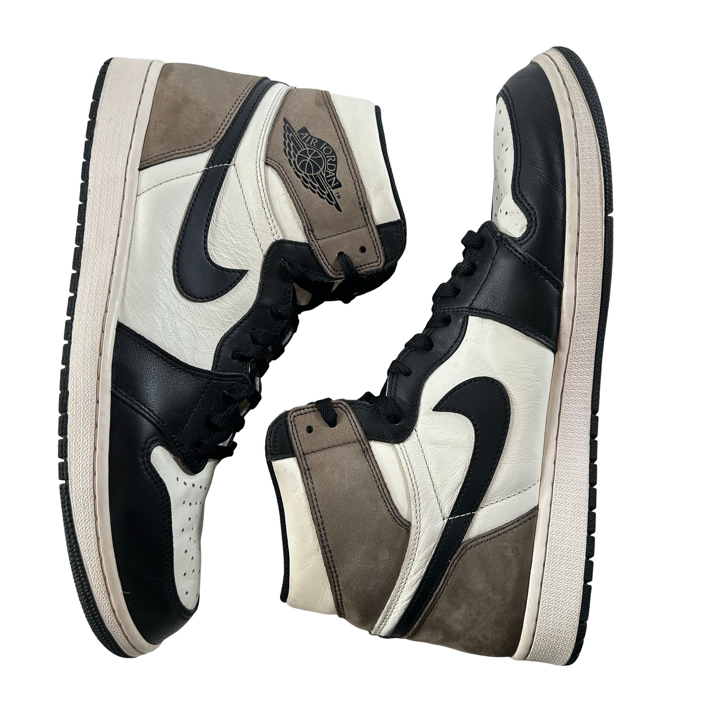 555088 105 Jordan 1 Mocha [USED] - 14 M (Used) (Replace Box)