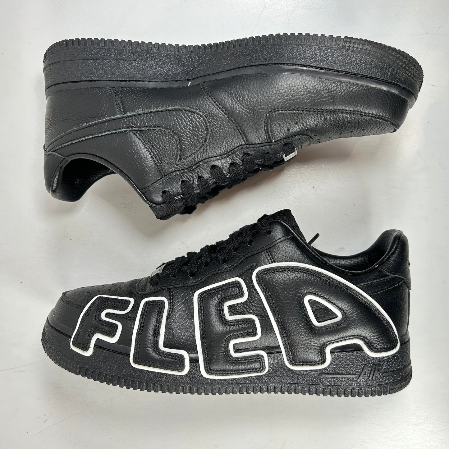 HJ8463 001 Nike Air Force 1 Low Cactus Plant Flea Market Black (2024) [USED] - 9 M (Used)