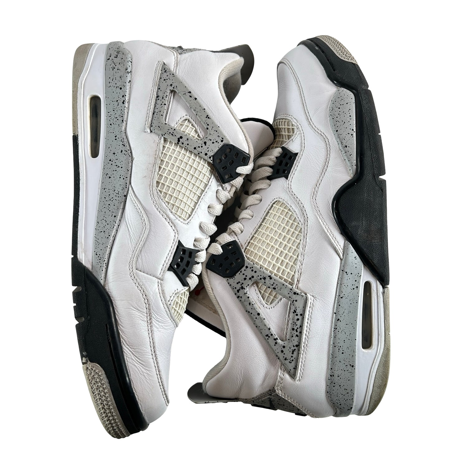 840606 192 Jordan 4 White Cement [USED] - 11 M (Used5)