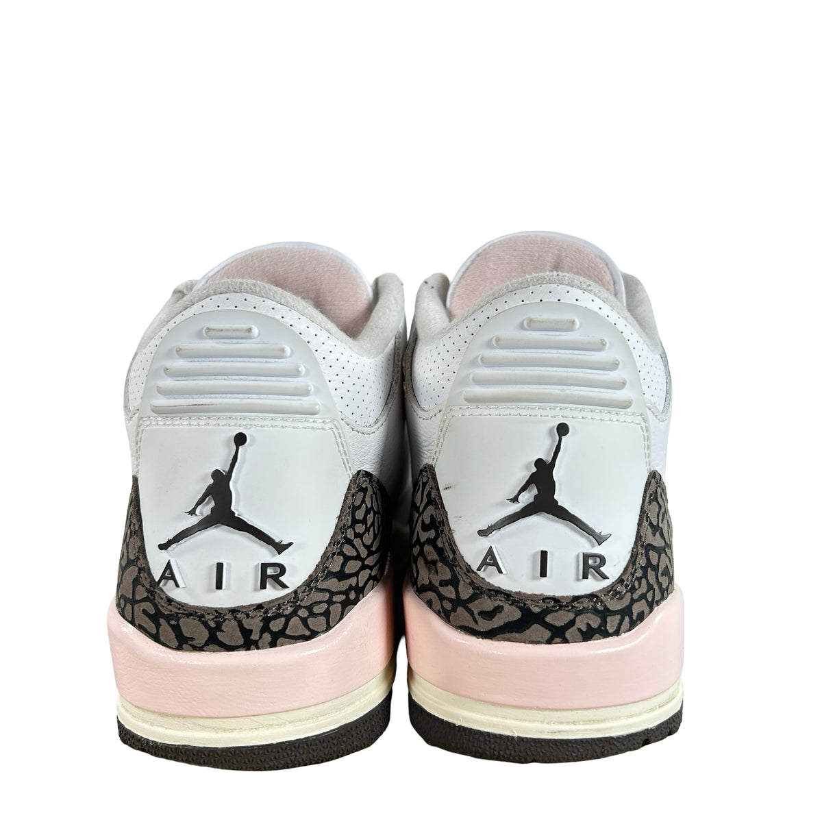 CK9246 102 Jordan 3 Retro Neapolitan Dark Mocha (Women's) - 7.5 W (Used)